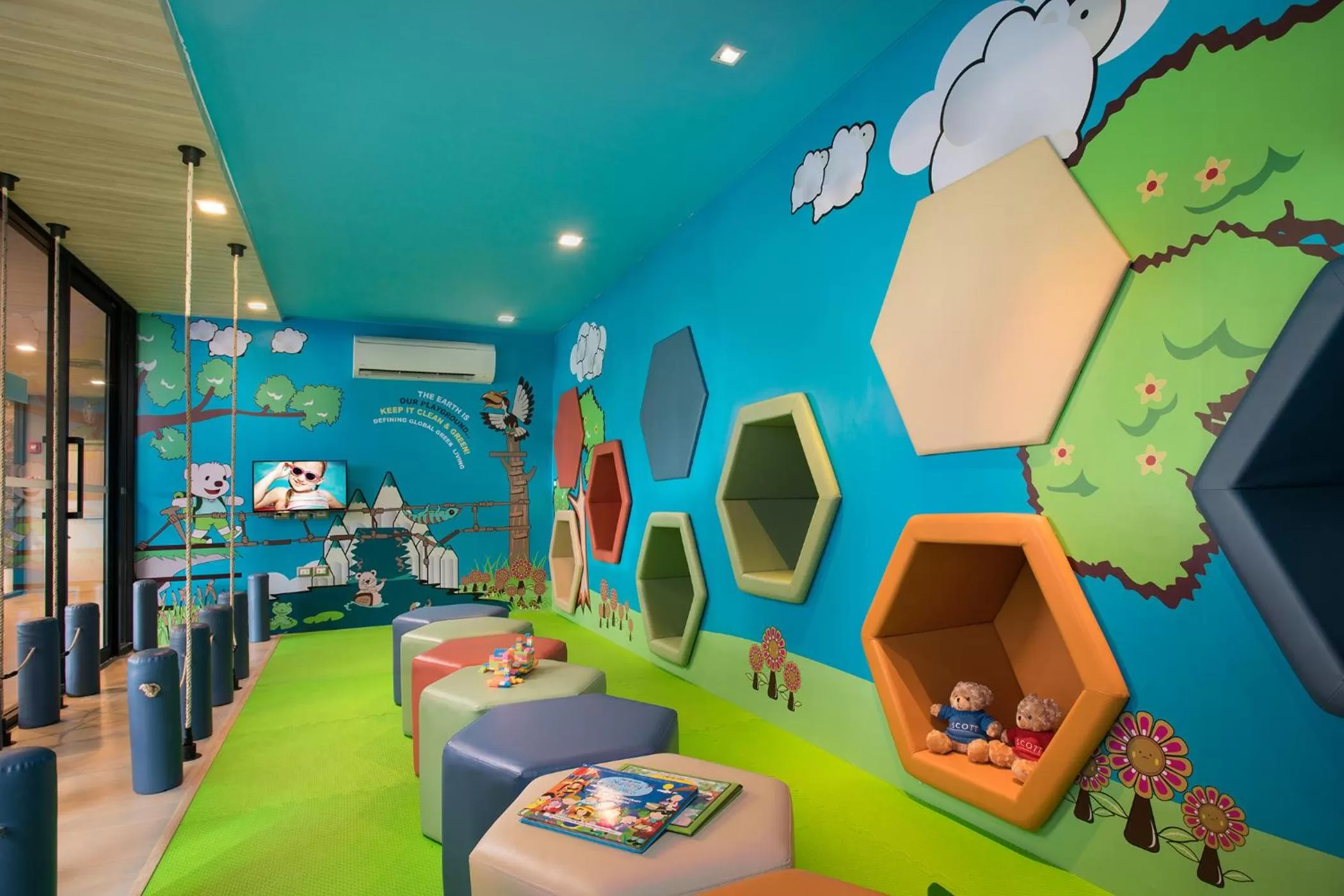 Kids's club in Somerset Ekamai Bangkok