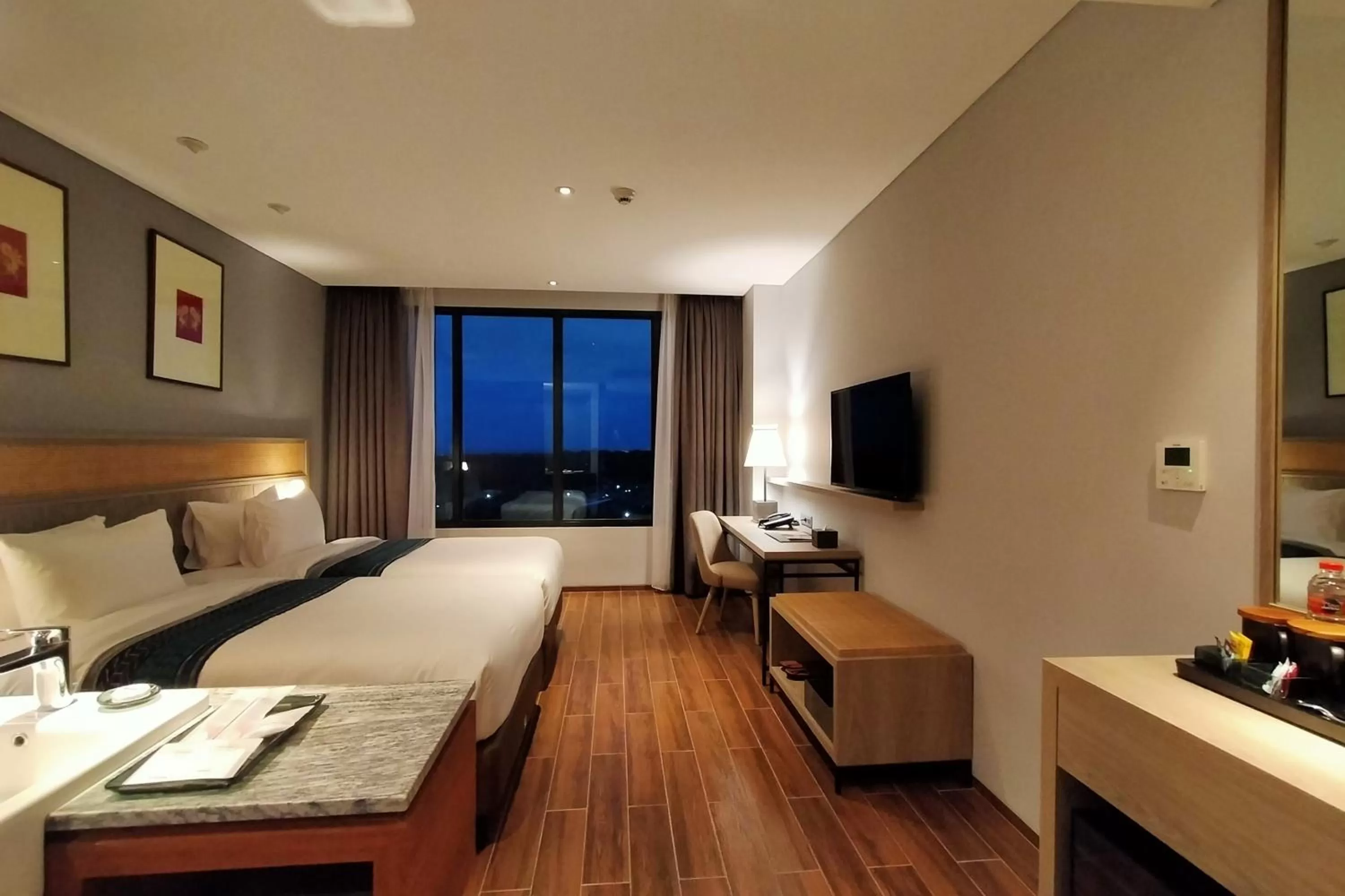 Photo of the whole room, Bed in Kokoon Hotel Banyuwangi