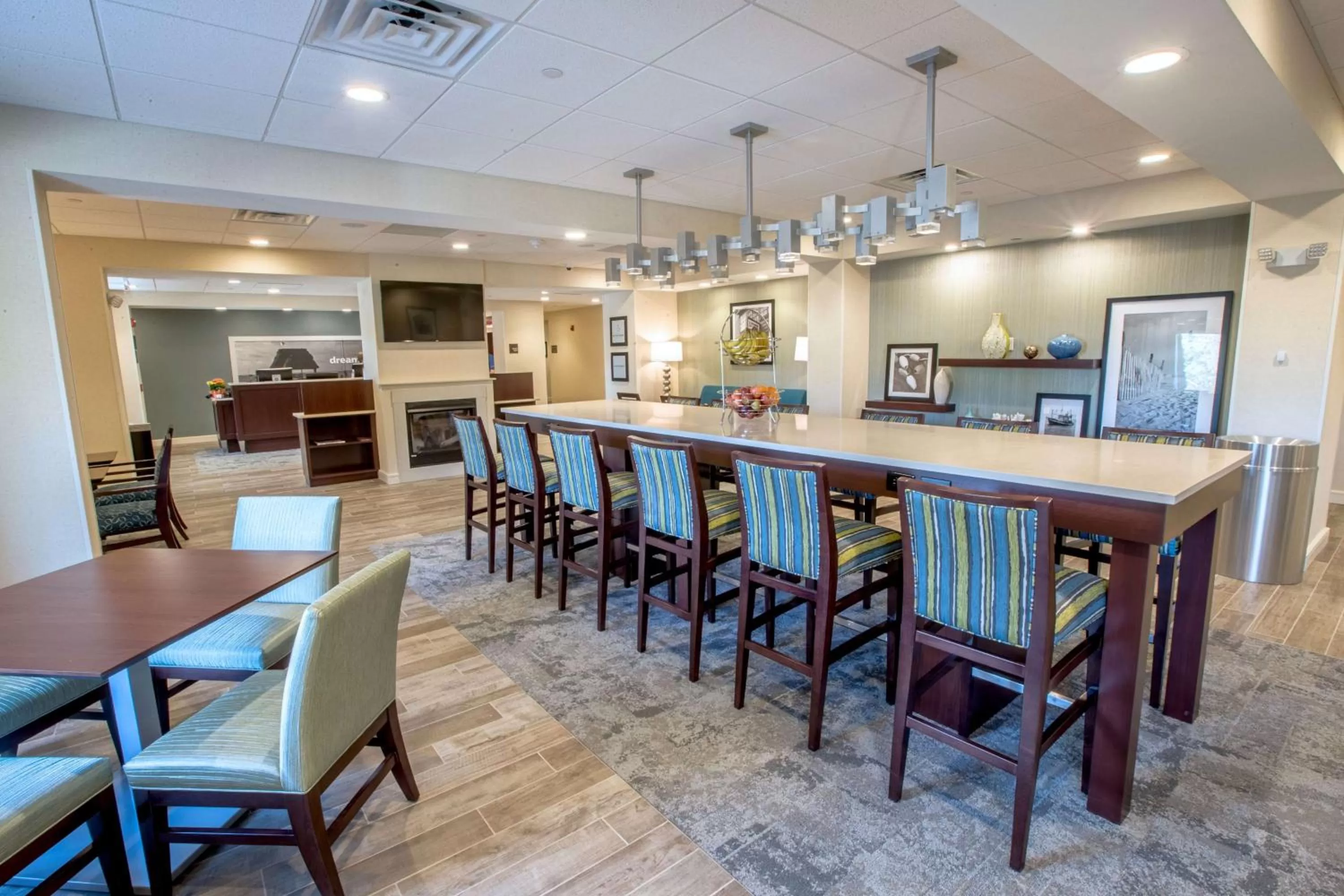 Lobby or reception in Hampton Inn by Hilton Amesbury, MA