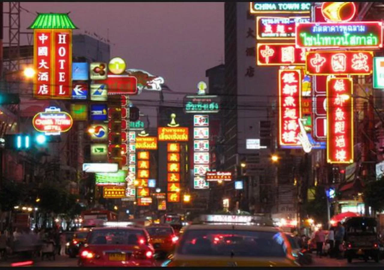 Night in Hotel Royal Bangkok