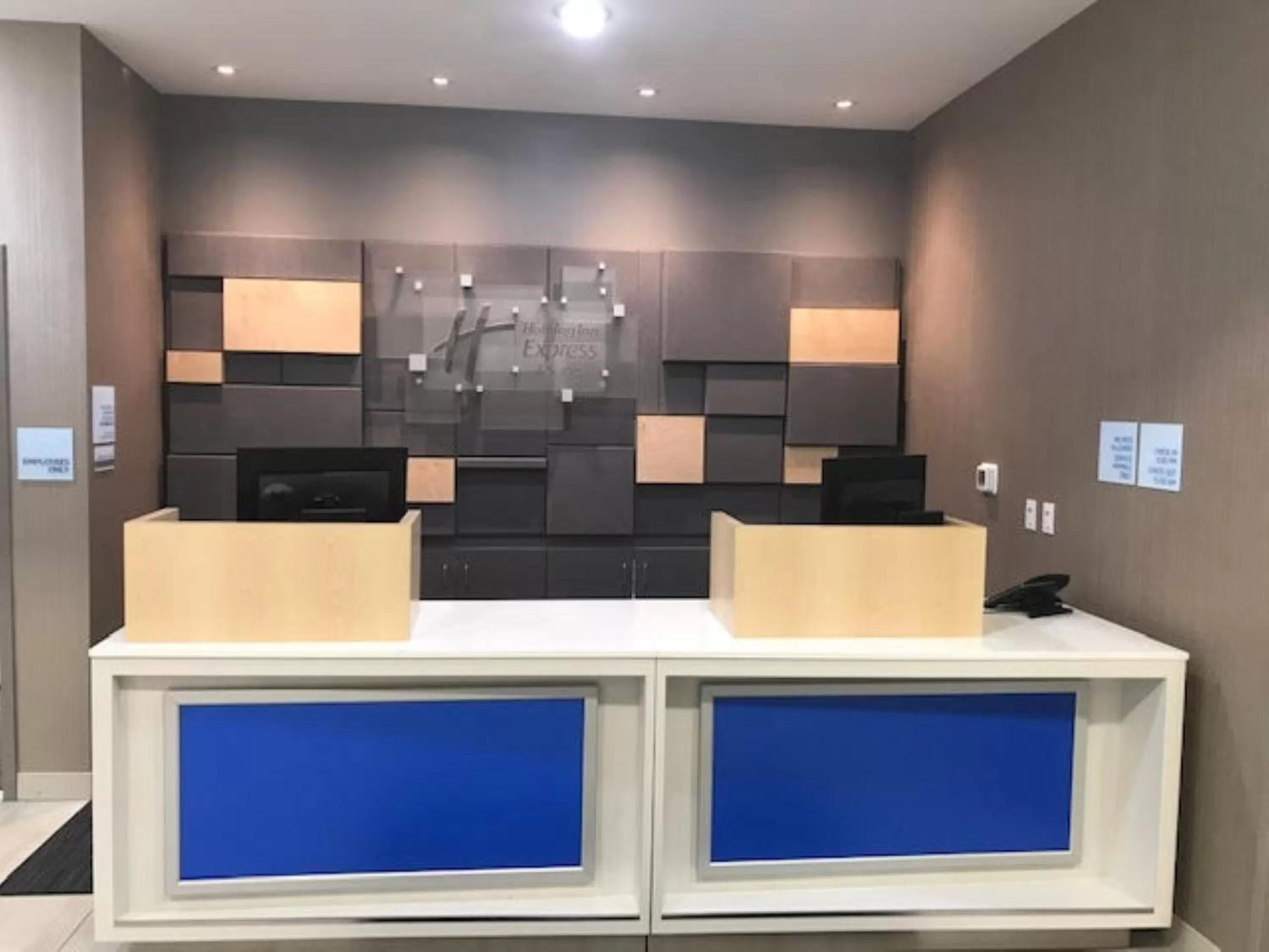 Property building in Holiday Inn Express St. Augustine - Vilano Beach by IHG