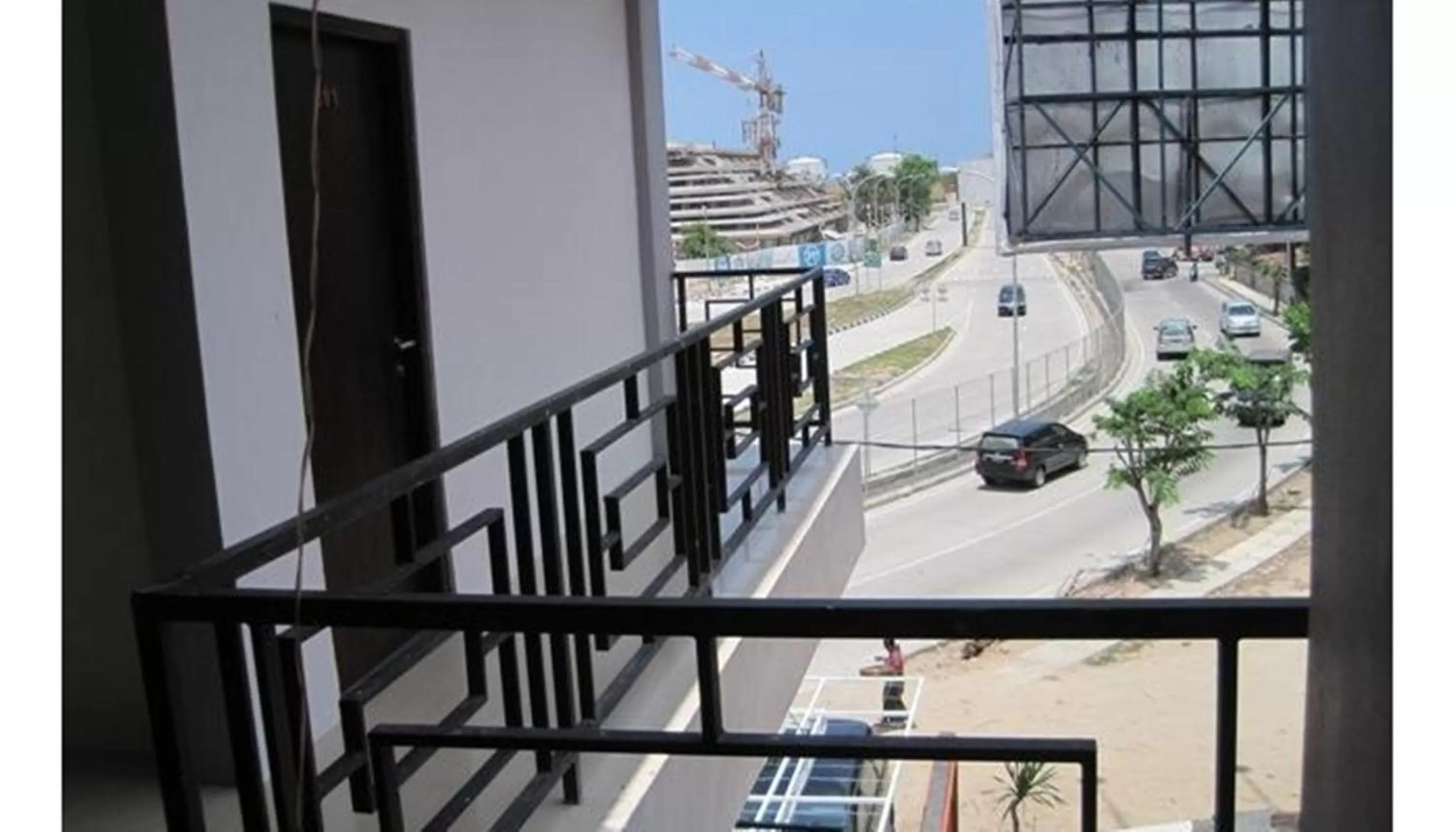 Facade/entrance in Asher Bali Transit