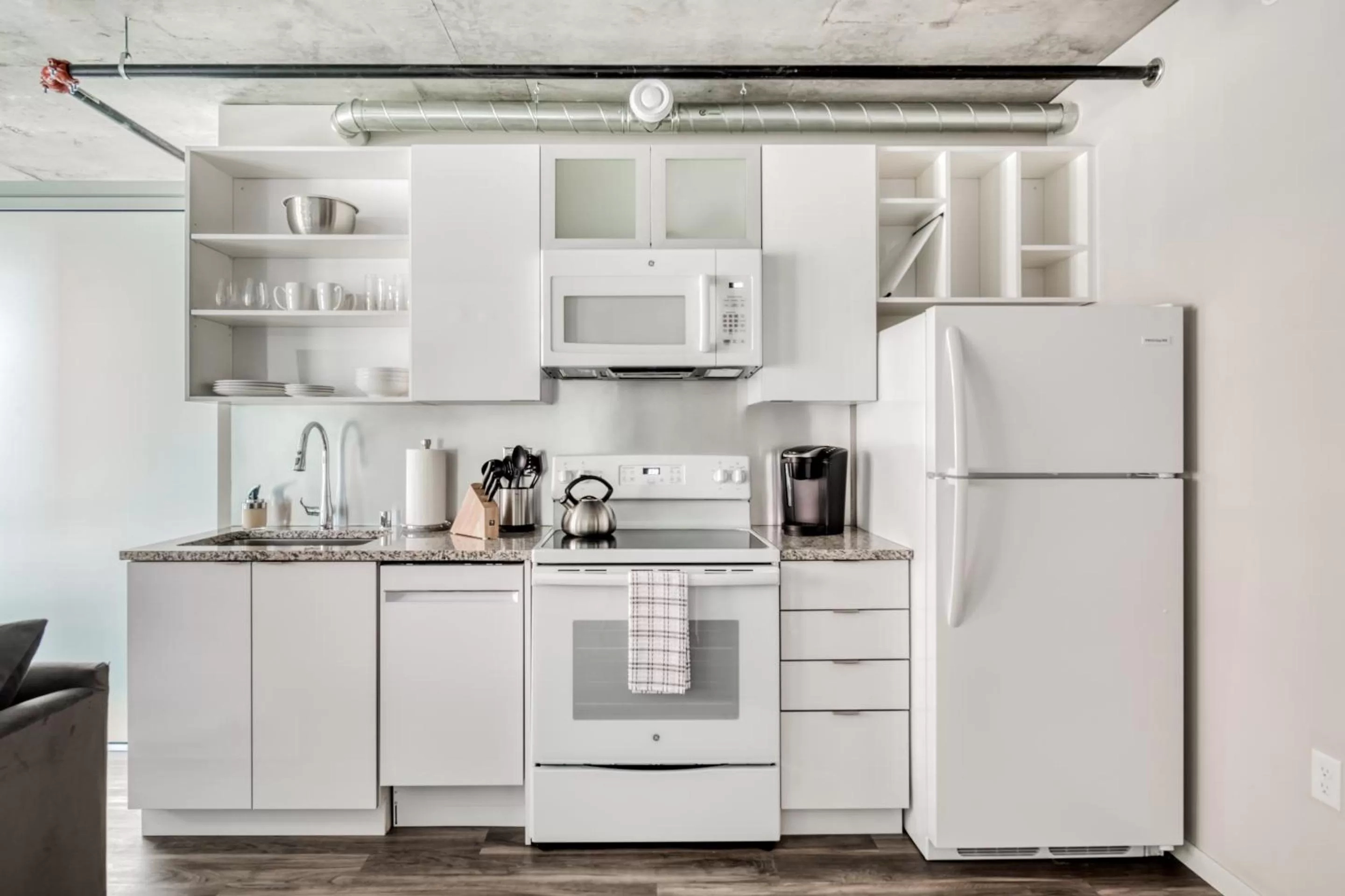 Kitchen/Kitchenette in Mint House Minneapolis - Downtown West