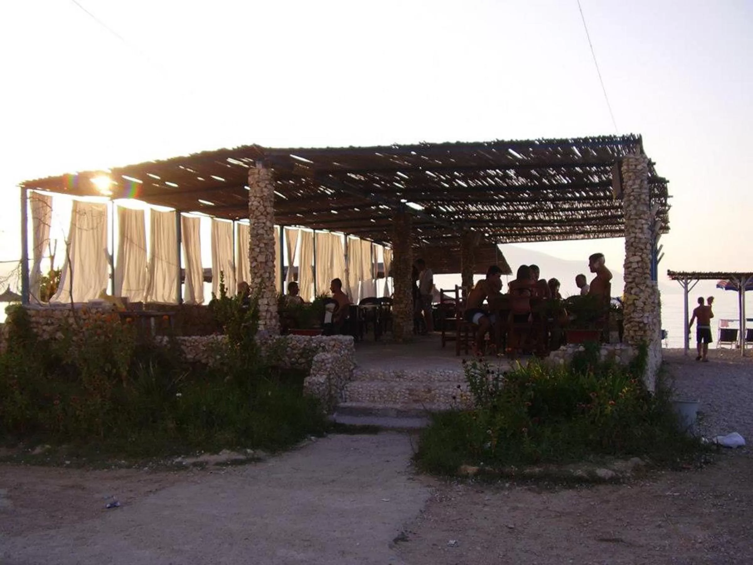 Restaurant/places to eat in Hotel Alba-Gert