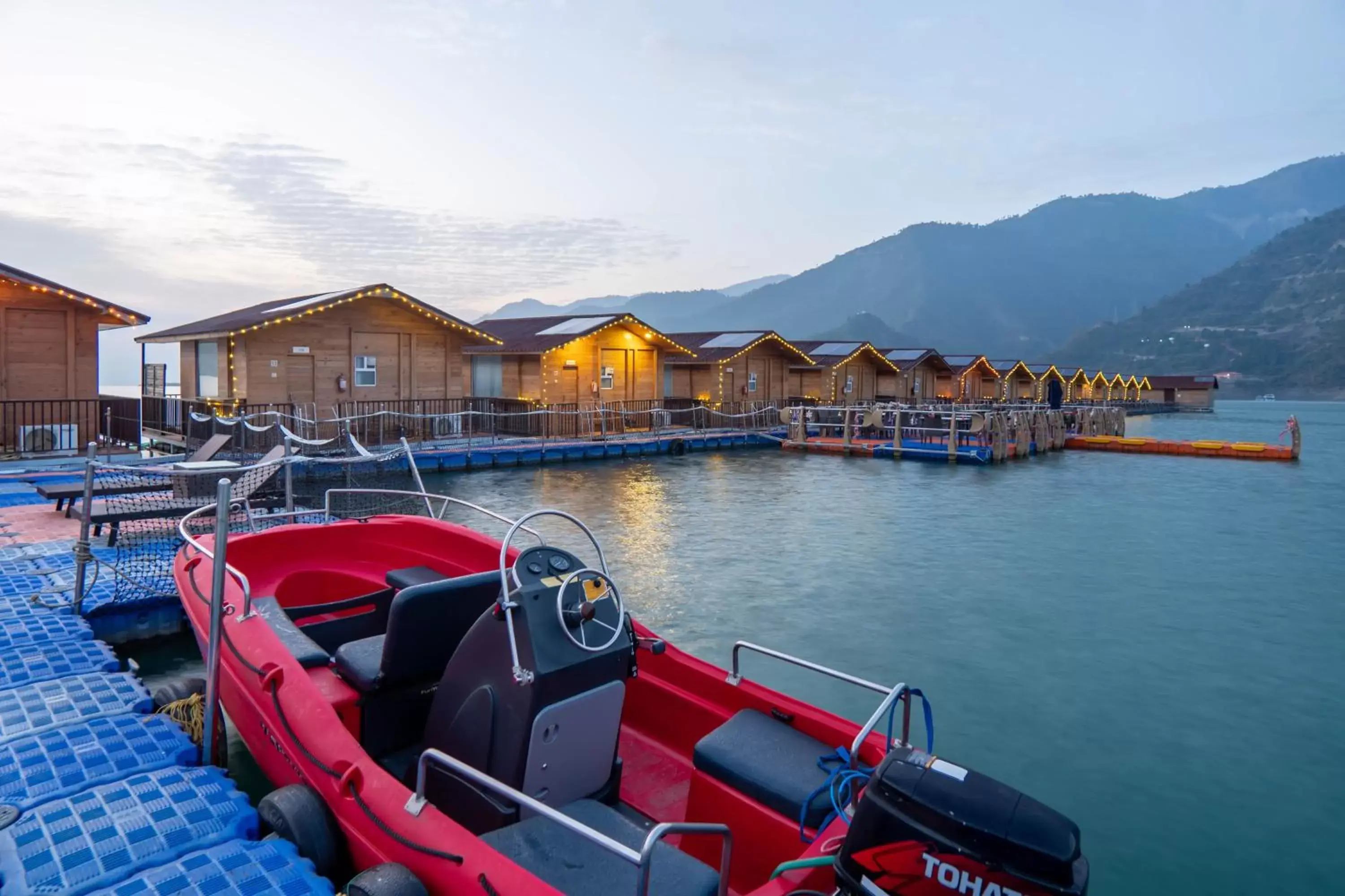 Le ROI Floating Huts & Eco Rooms Tehri Le ROI Floating Huts & Eco Rooms Tehri