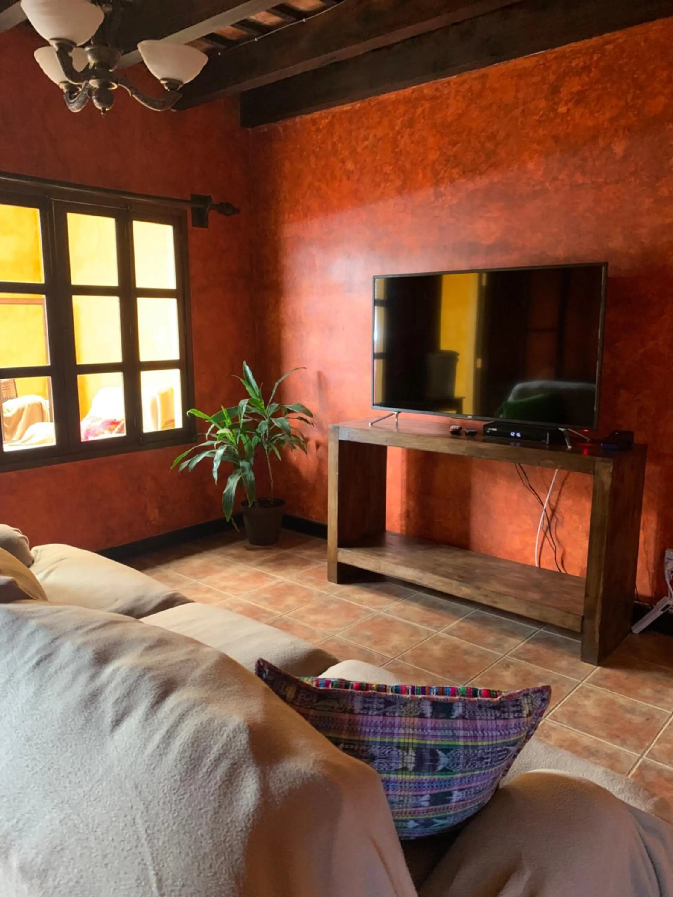 TV and multimedia in Casona del Conquistador