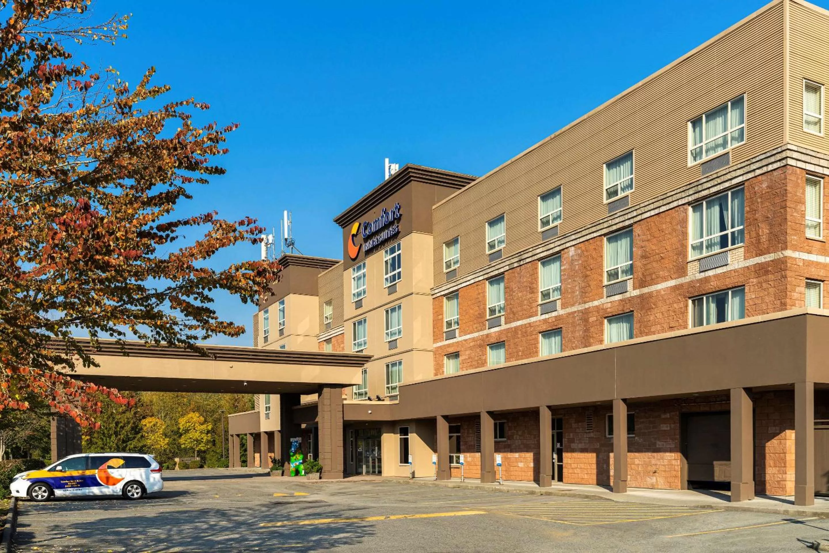Property building in Comfort Inn & Suites