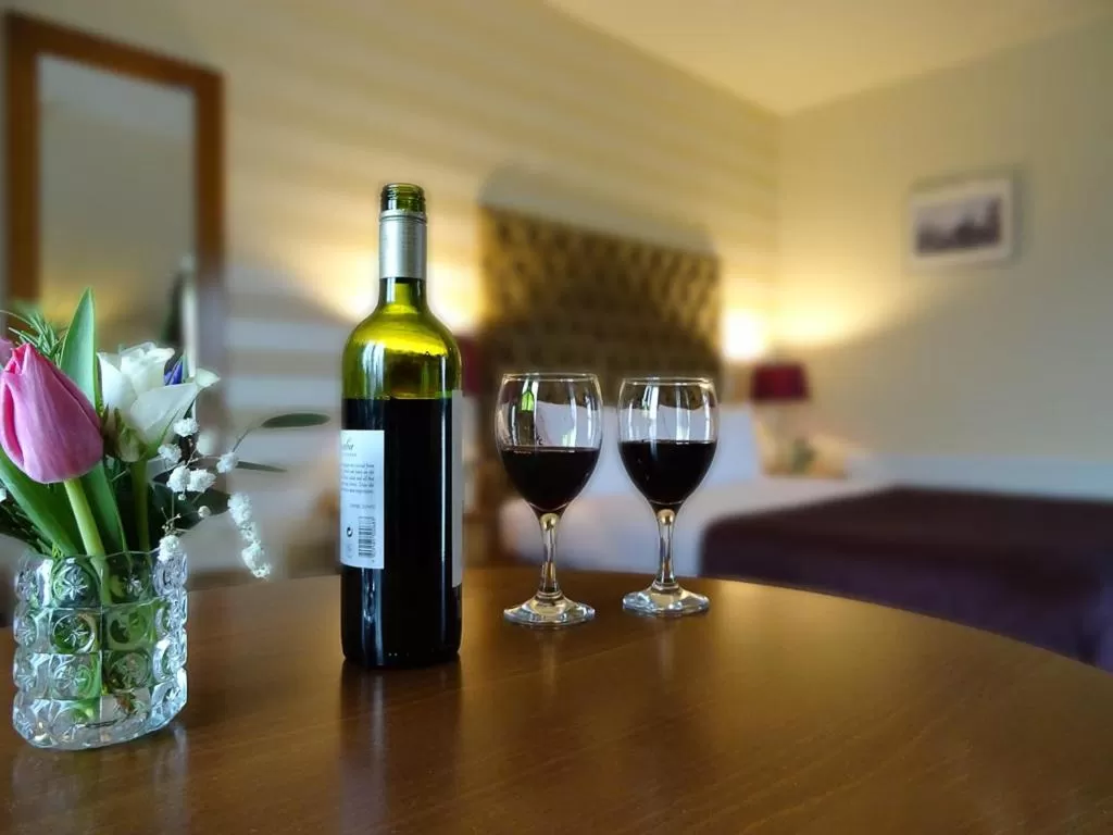 Bedroom in Raheen Woods Hotel