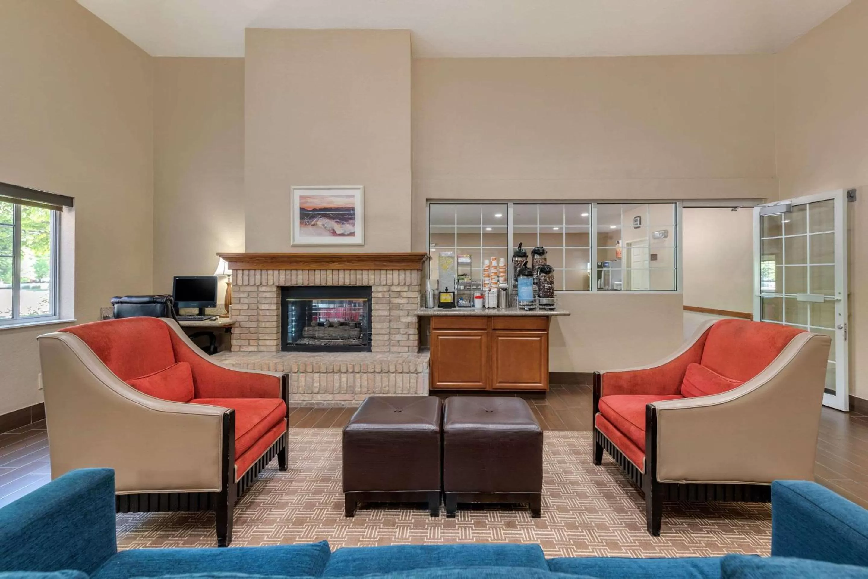 Lobby or reception in Comfort Suites Fort Collins Near University