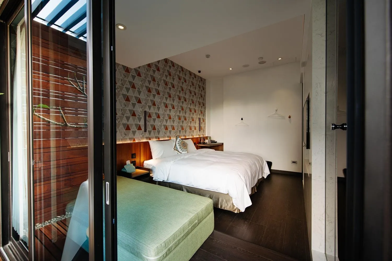 Photo of the whole room, Bed in CHECK inn Taichung Zhongshan