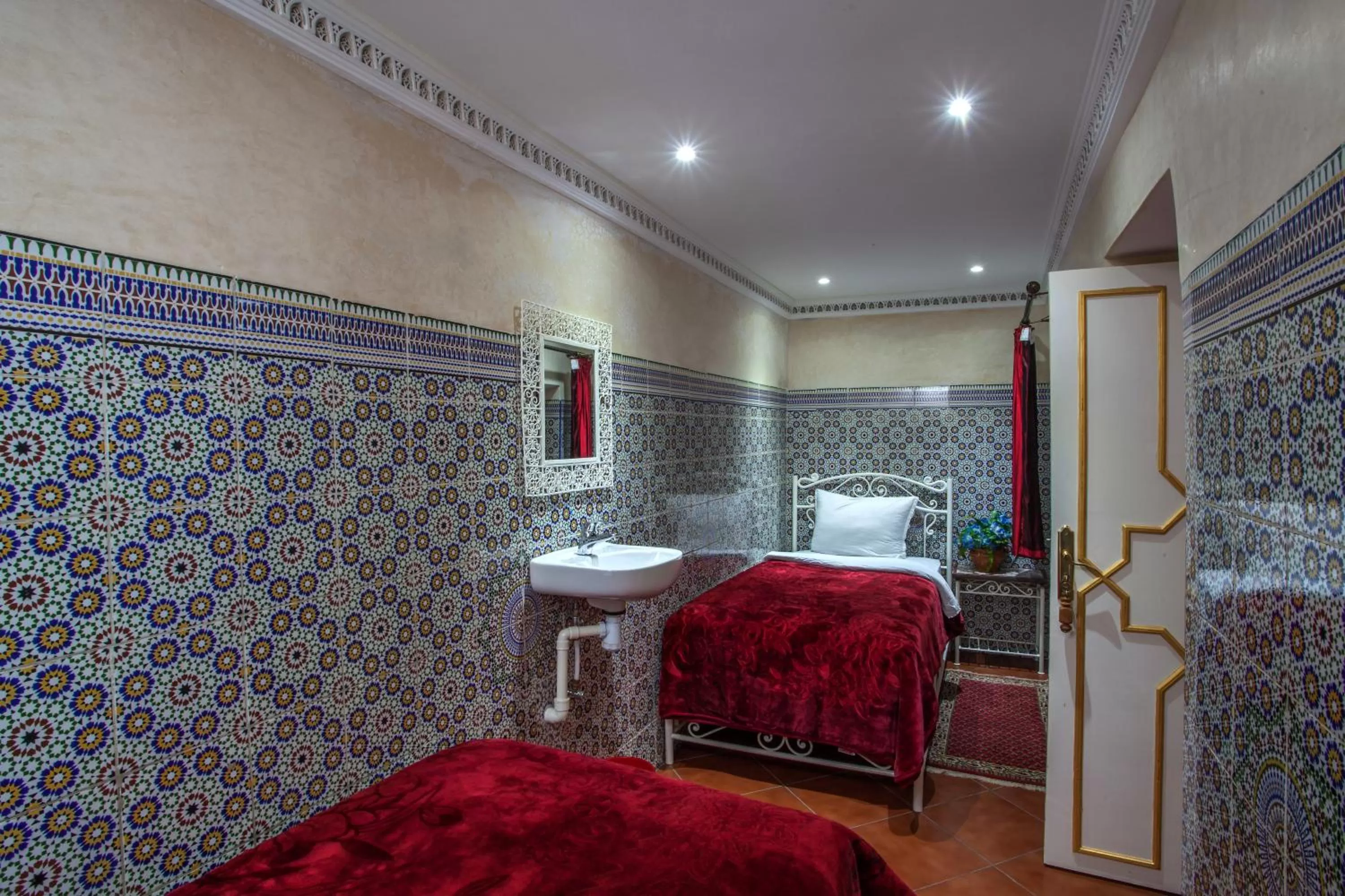 Bathroom in Hotel Zaitoune