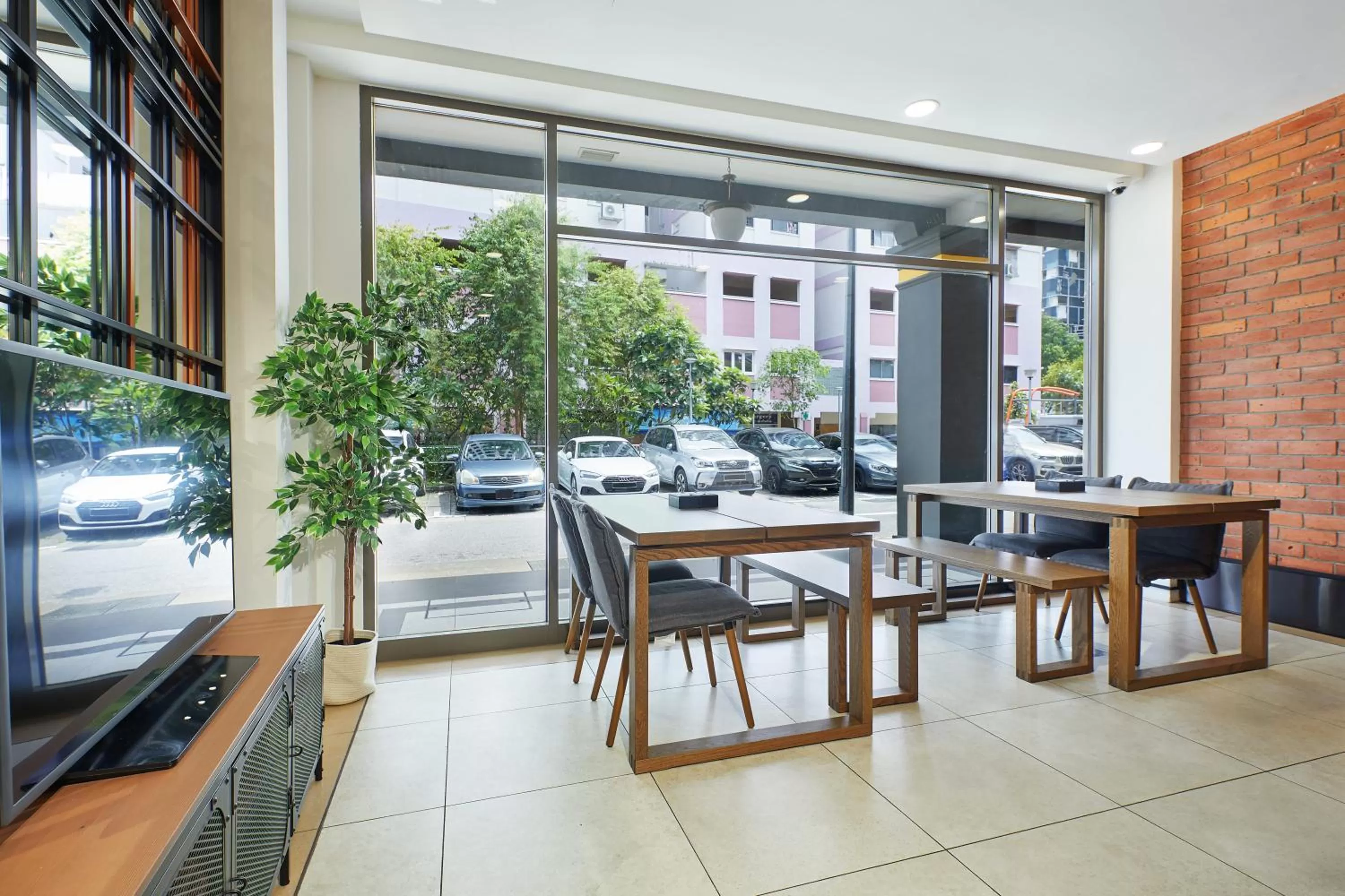 Communal lounge/ TV room in Dash Living Rochor