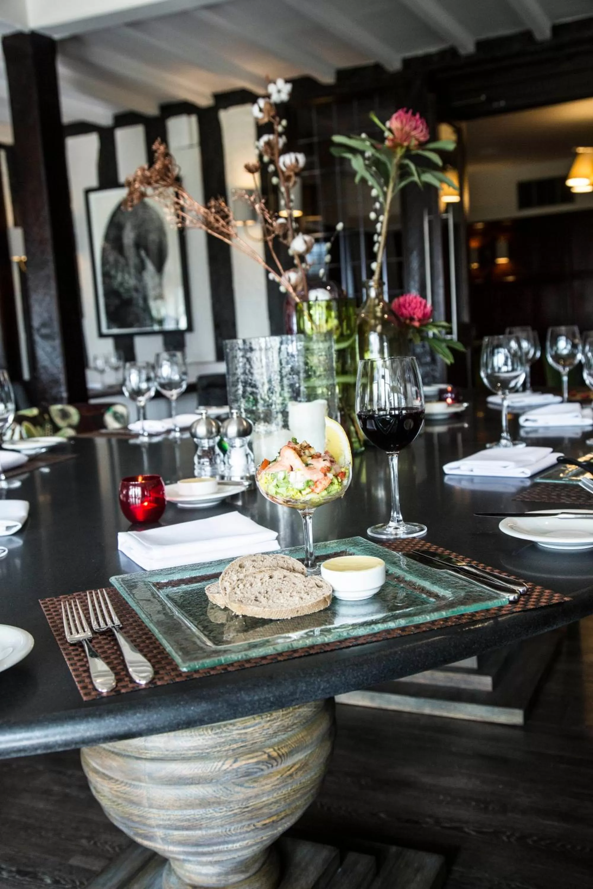 Restaurant/places to eat in Hogarths Stone Manor