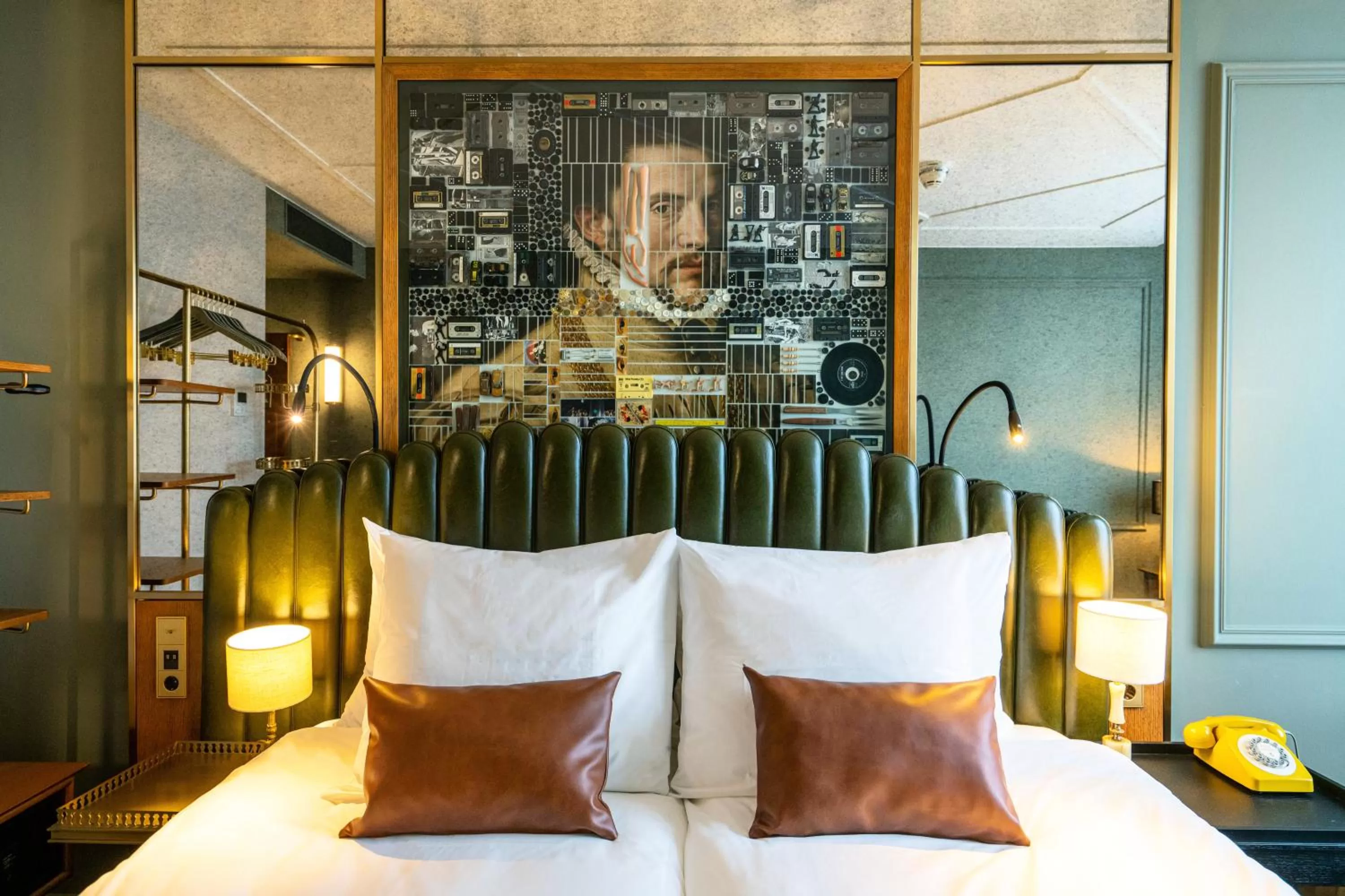 Bedroom, Bed in The Collector