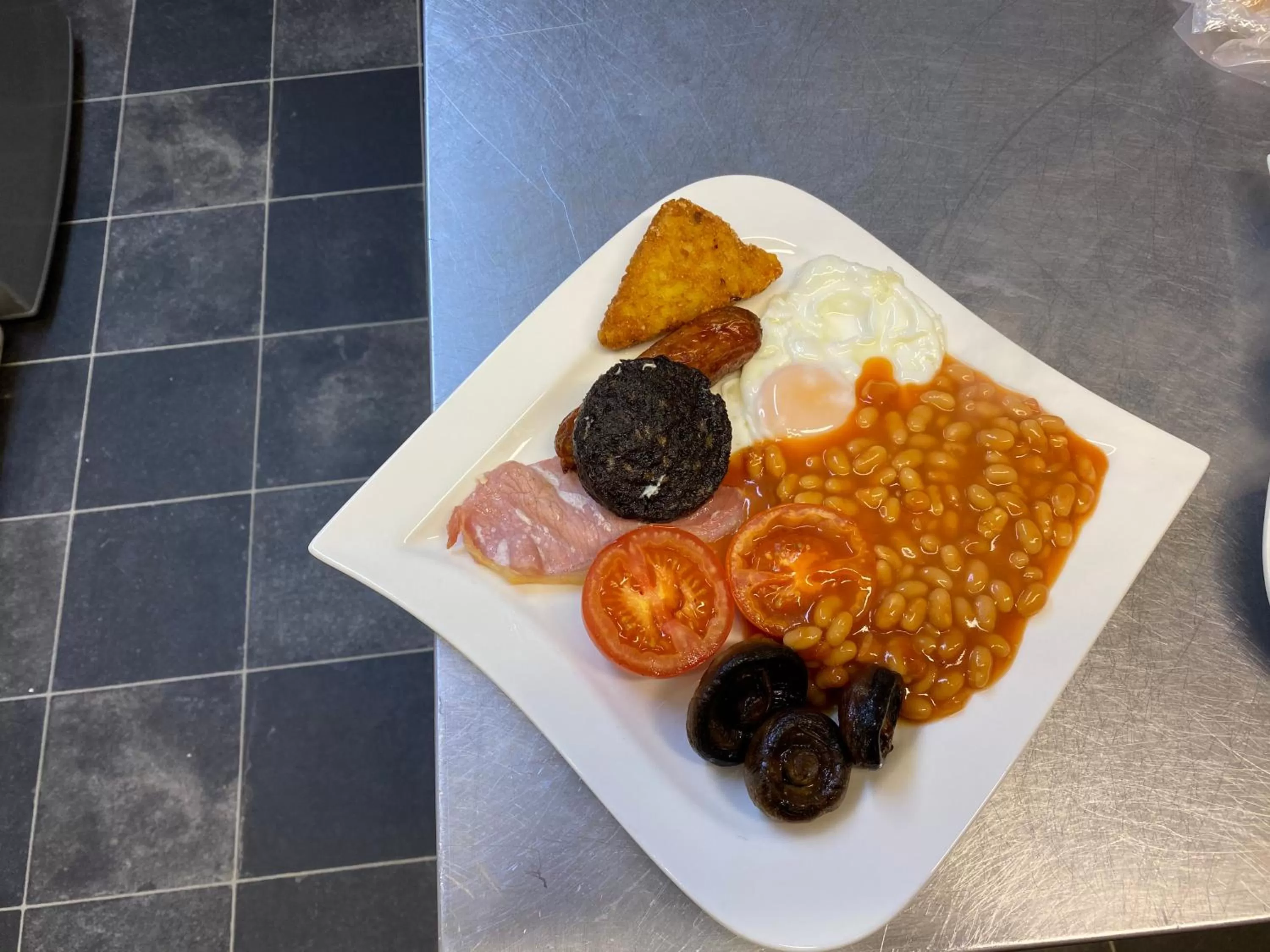 Breakfast in Flambards Hotel