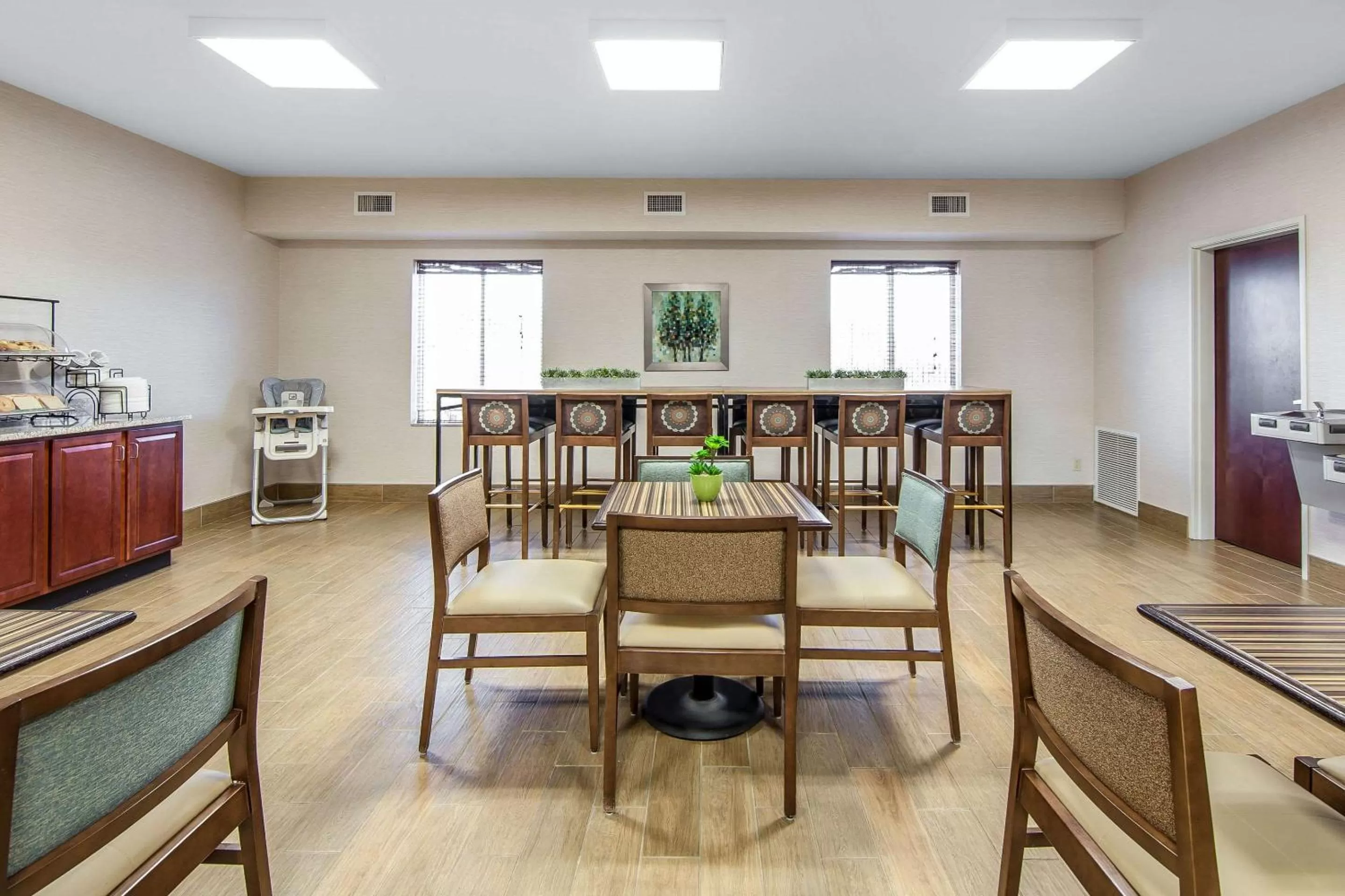 Restaurant/places to eat in Comfort Inn Lexington South