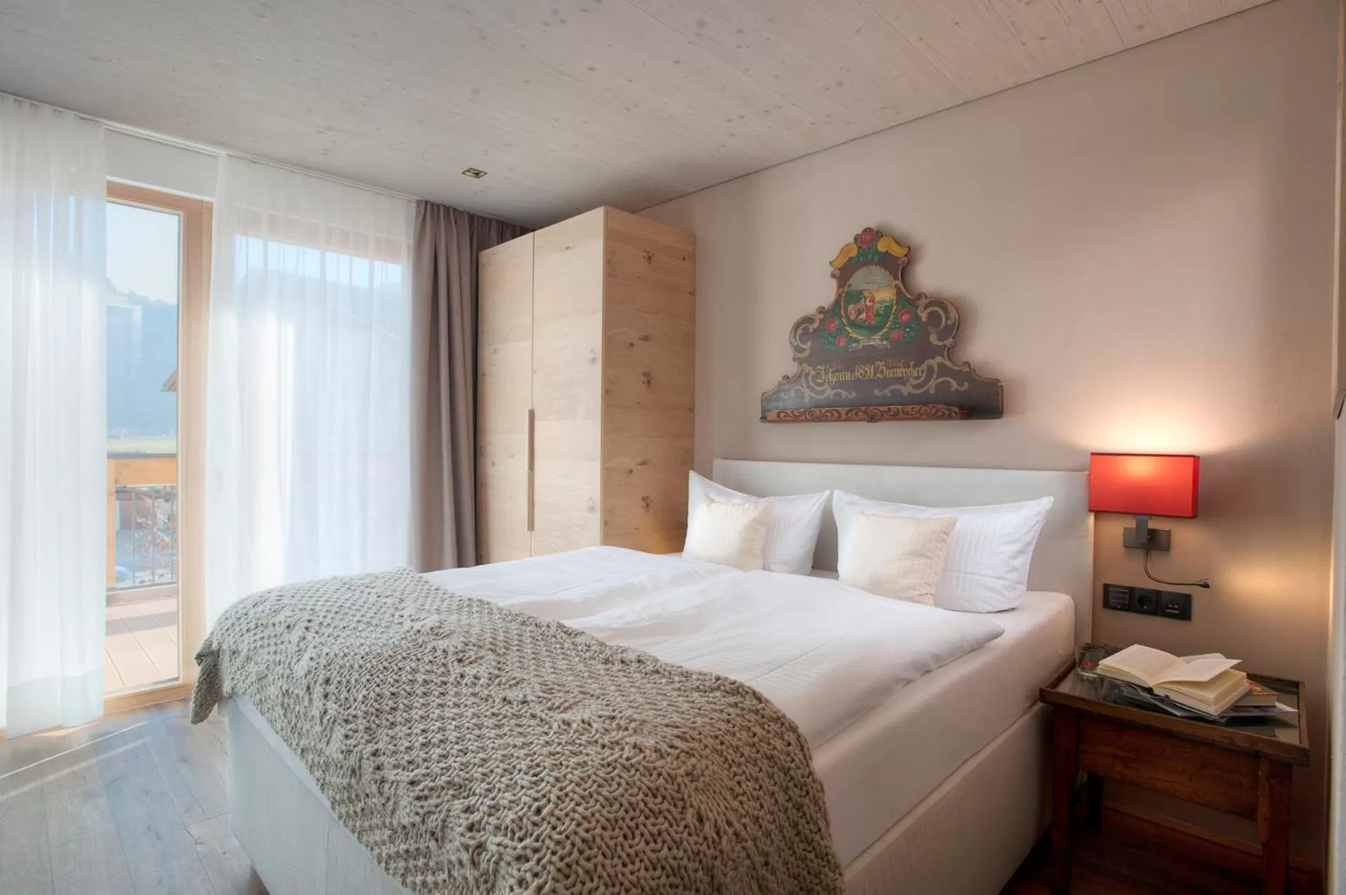 Photo of the whole room, Bed in Small Luxury Hotel of the World - DasPosthotel