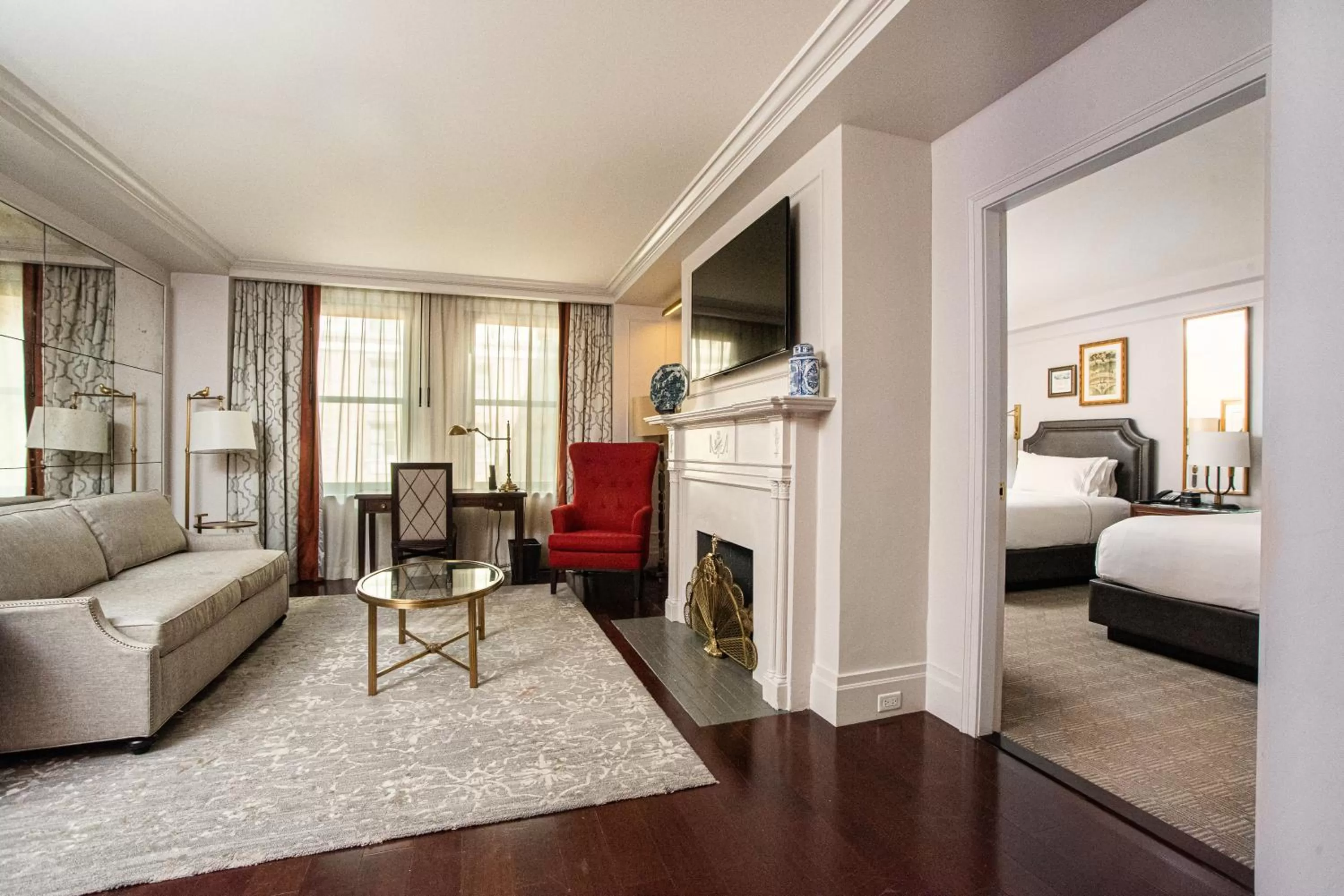 Photo of the whole room, Bed in InterContinental New York Barclay Hotel by IHG