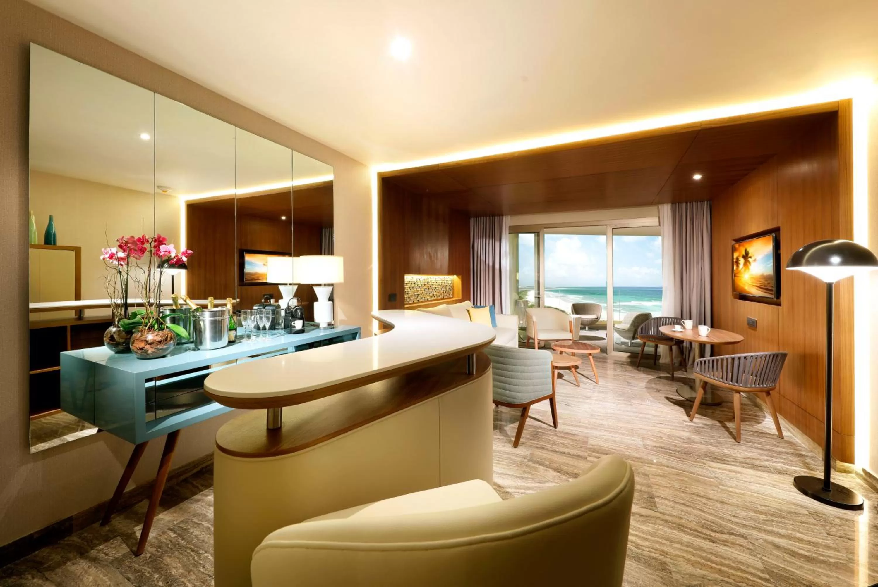 Living room in Family Selection at Grand Palladium Costa Mujeres Resort & Spa - All Inclusive