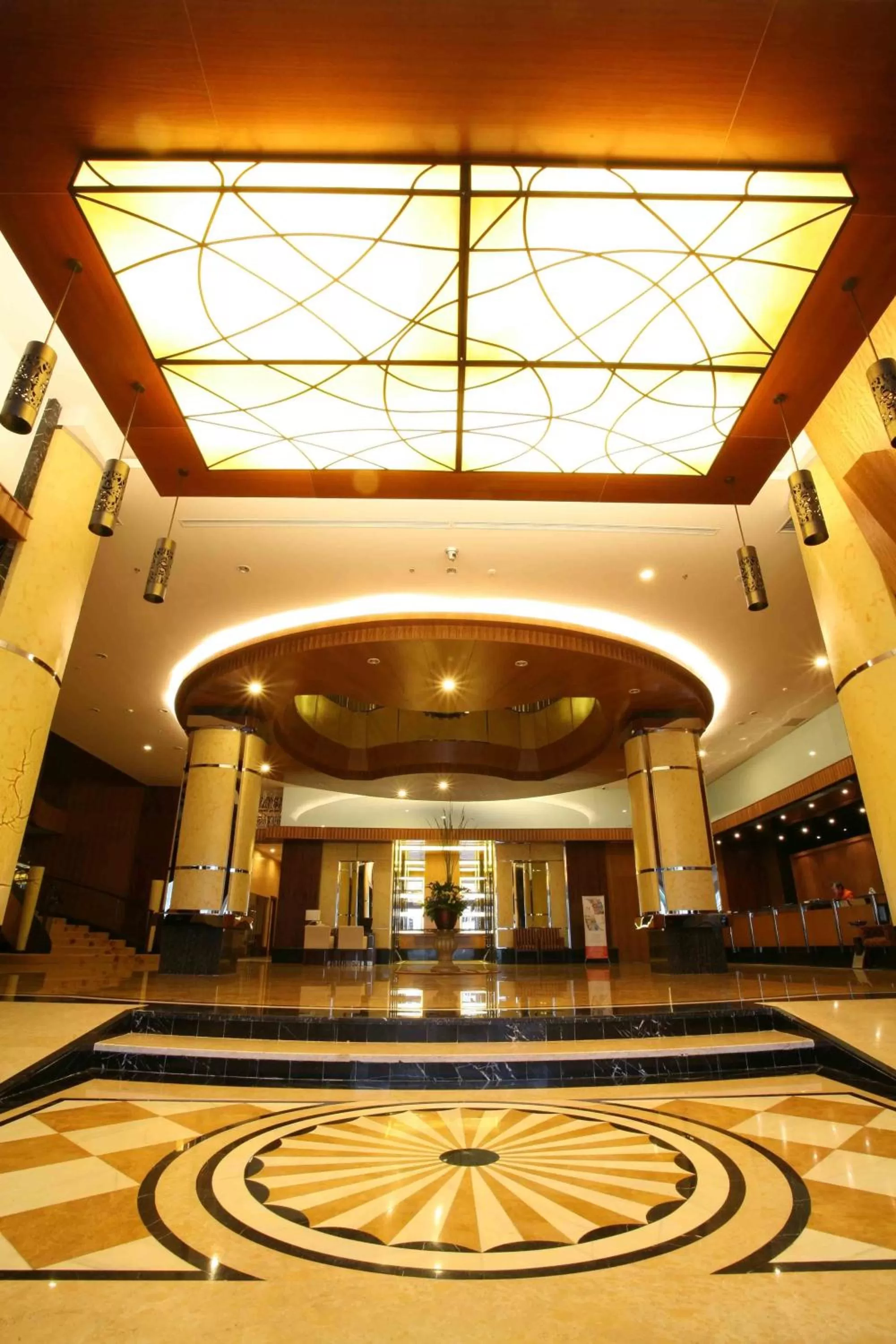 Lobby or reception in Swiss-Belhotel Maleosan Manado