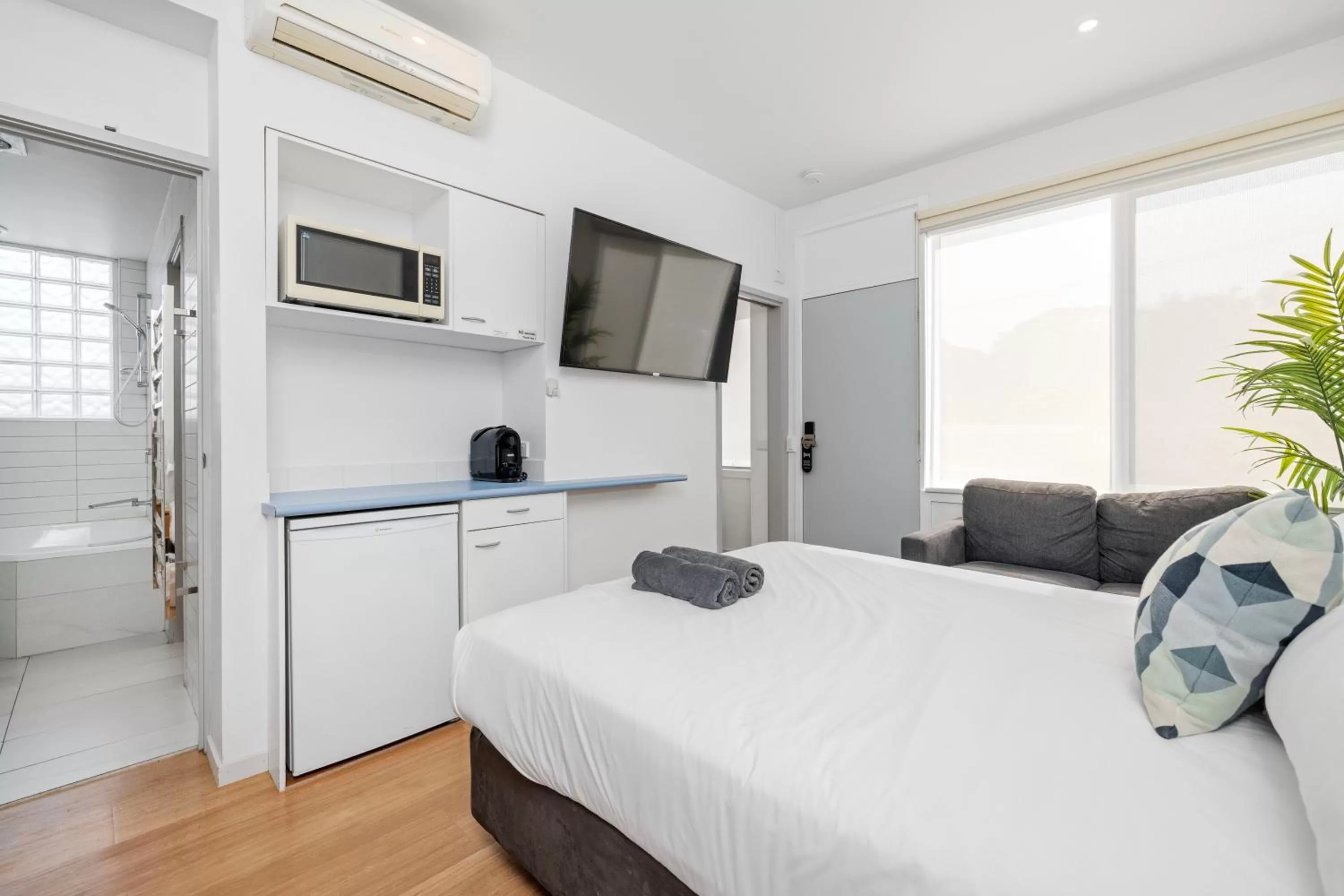 Bed in Moody's Motel