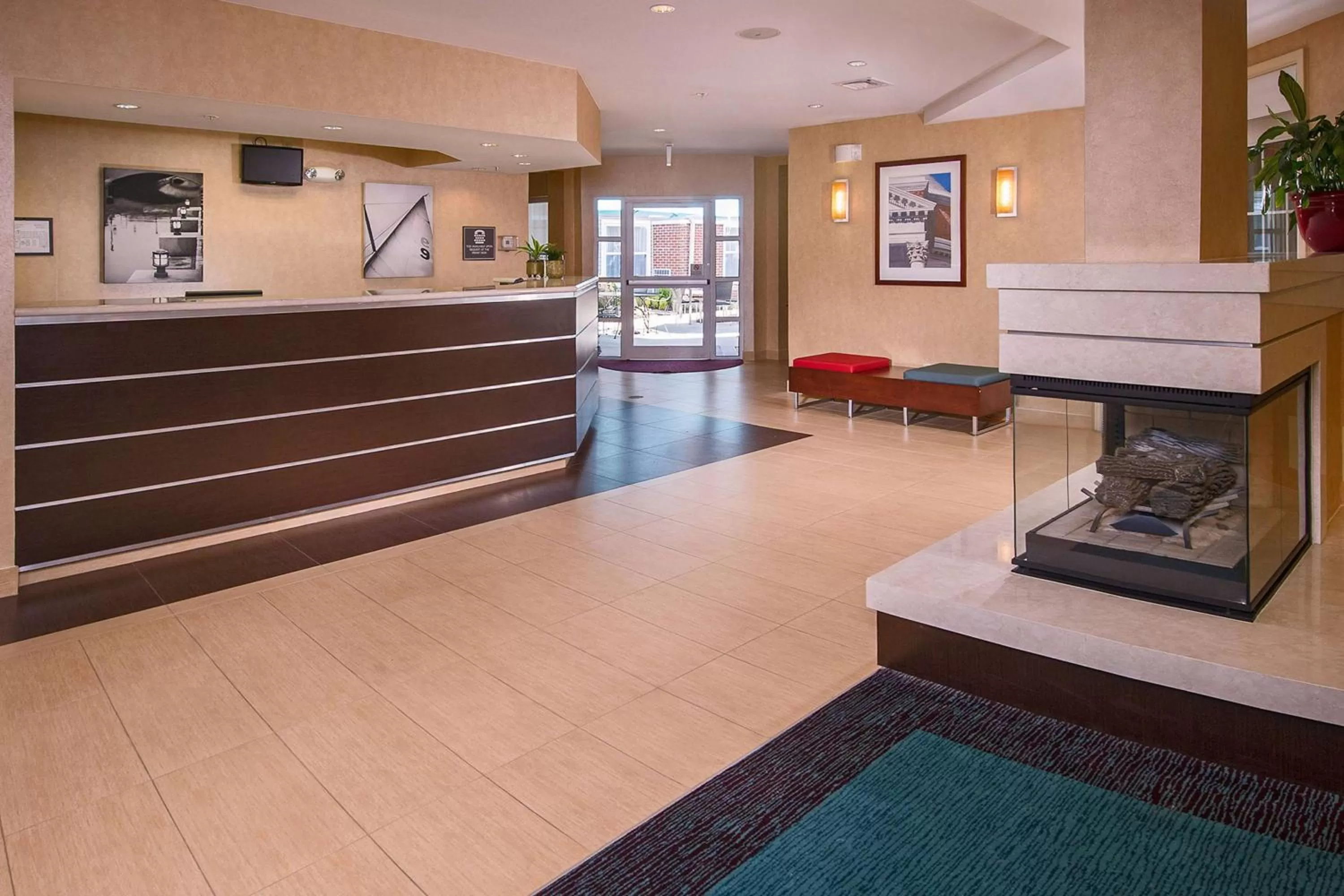 Lobby or reception in Sonesta ES Suites Charlottesville University