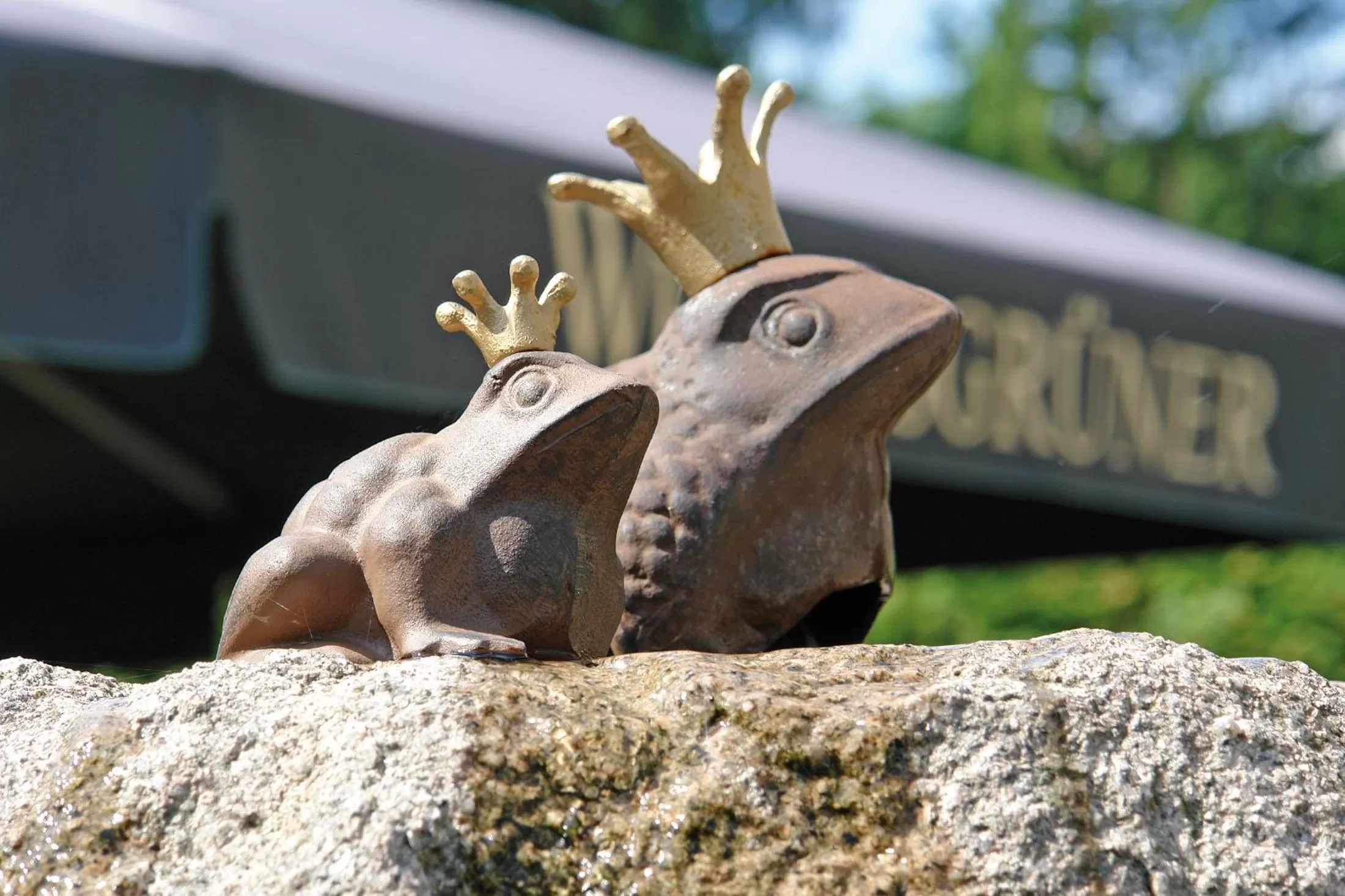 Garden, Other Animals in Hotel und Restaurant Bühlhaus