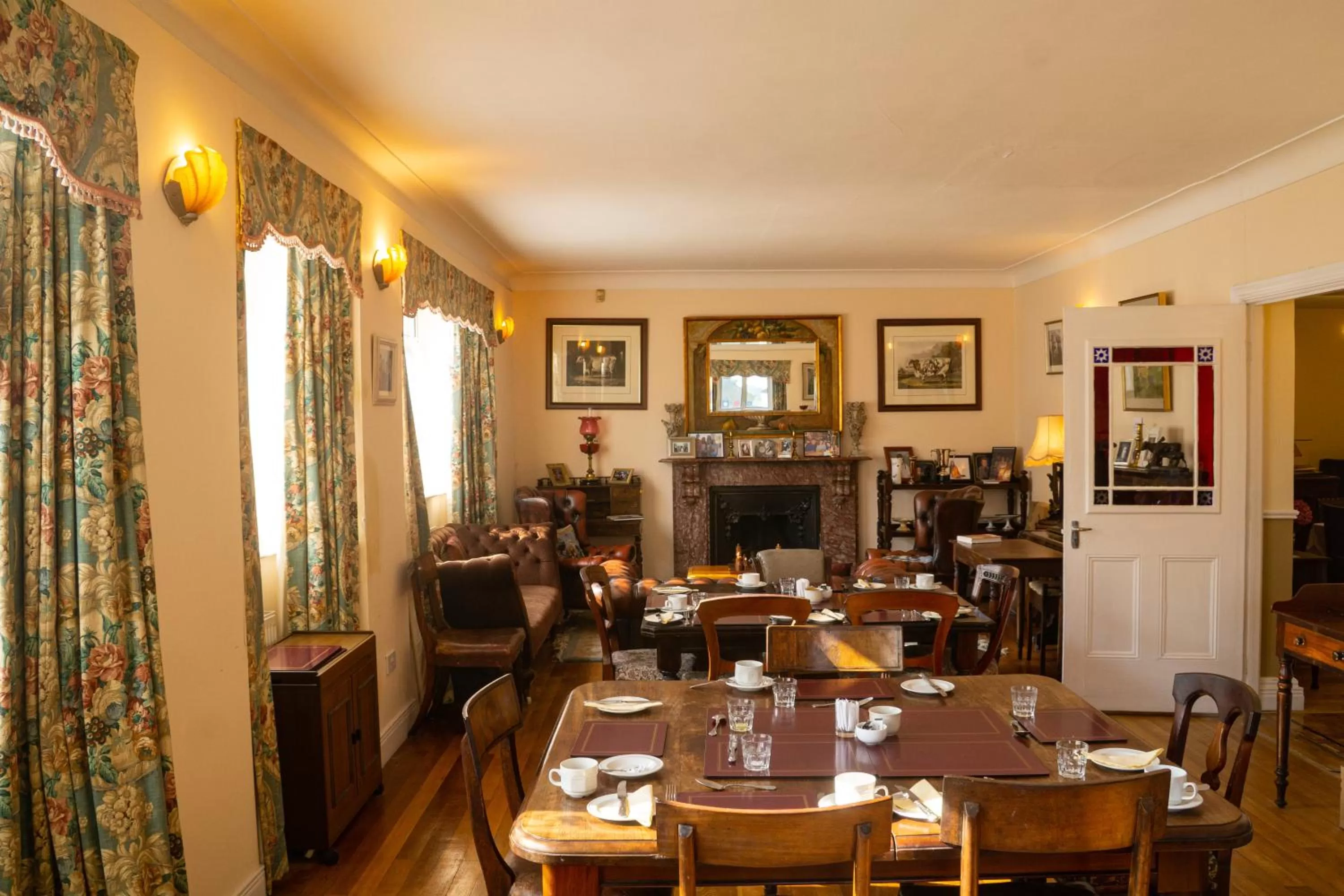 Seating area, Restaurant/Places to Eat in Tynte House