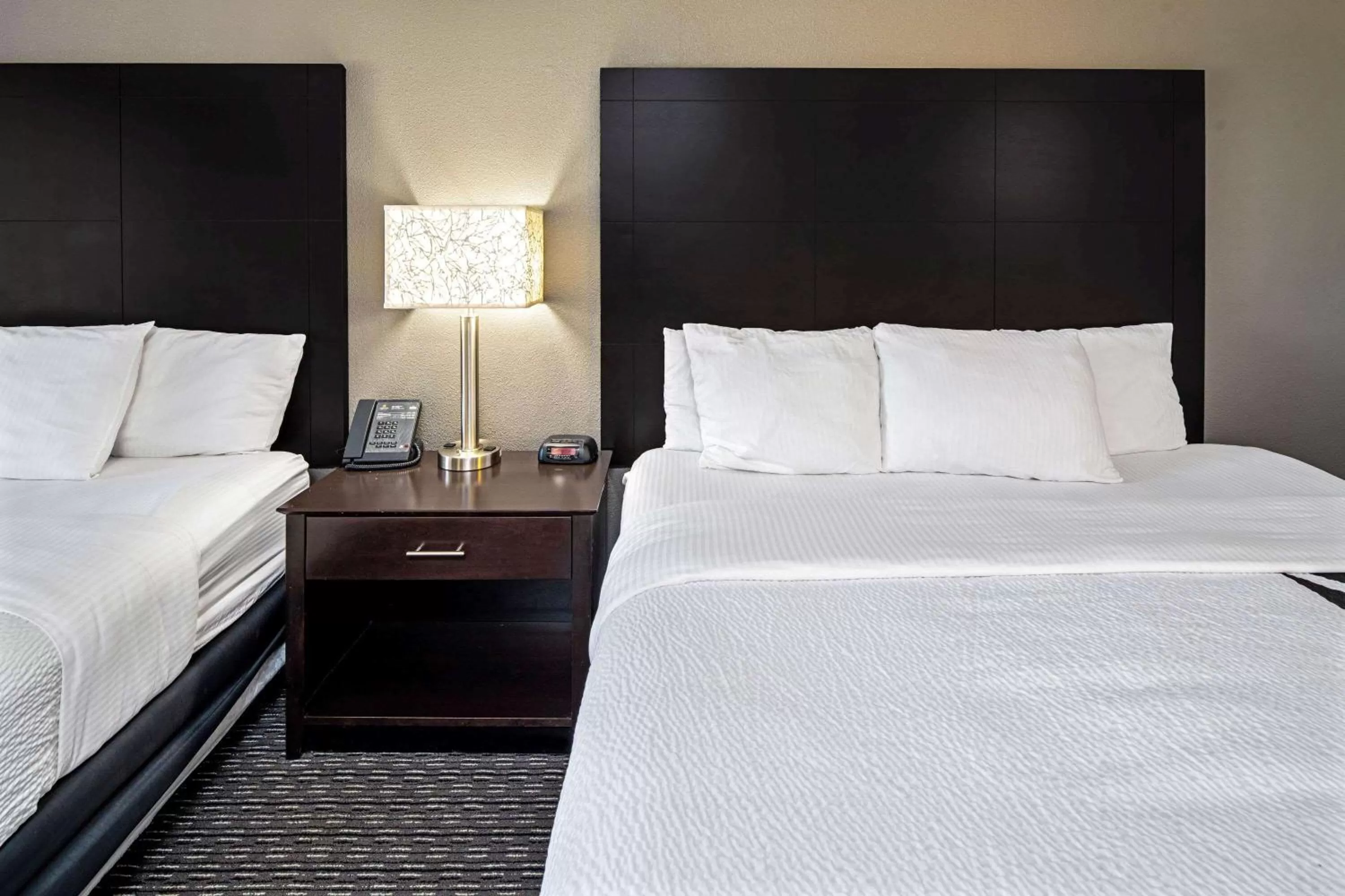 Photo of the whole room in La Quinta by Wyndham Anaheim