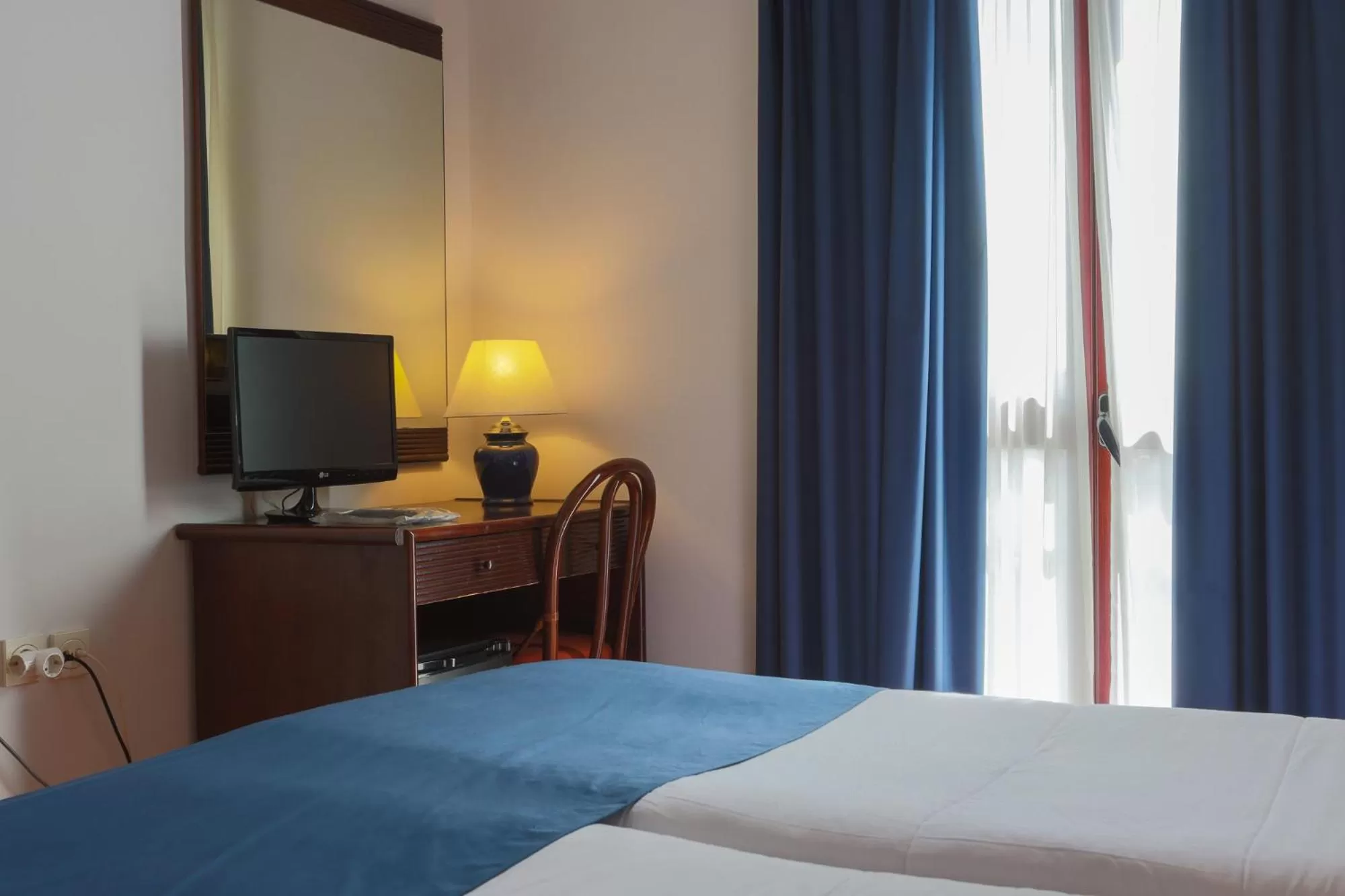 Photo of the whole room, Bed in Casa del Regidor