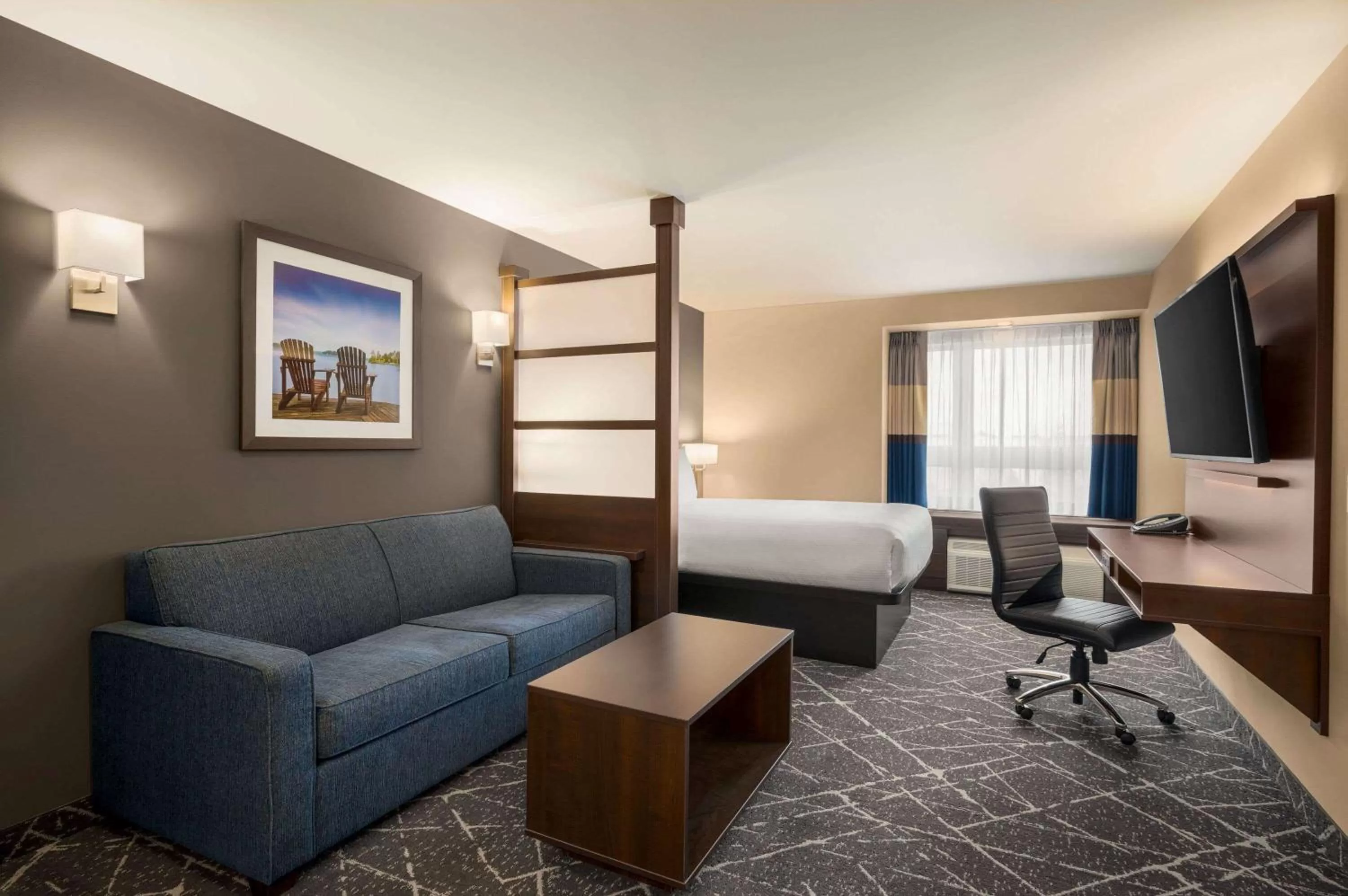 TV and multimedia, Bed in Microtel Inn & Suites by Wyndham Aurora