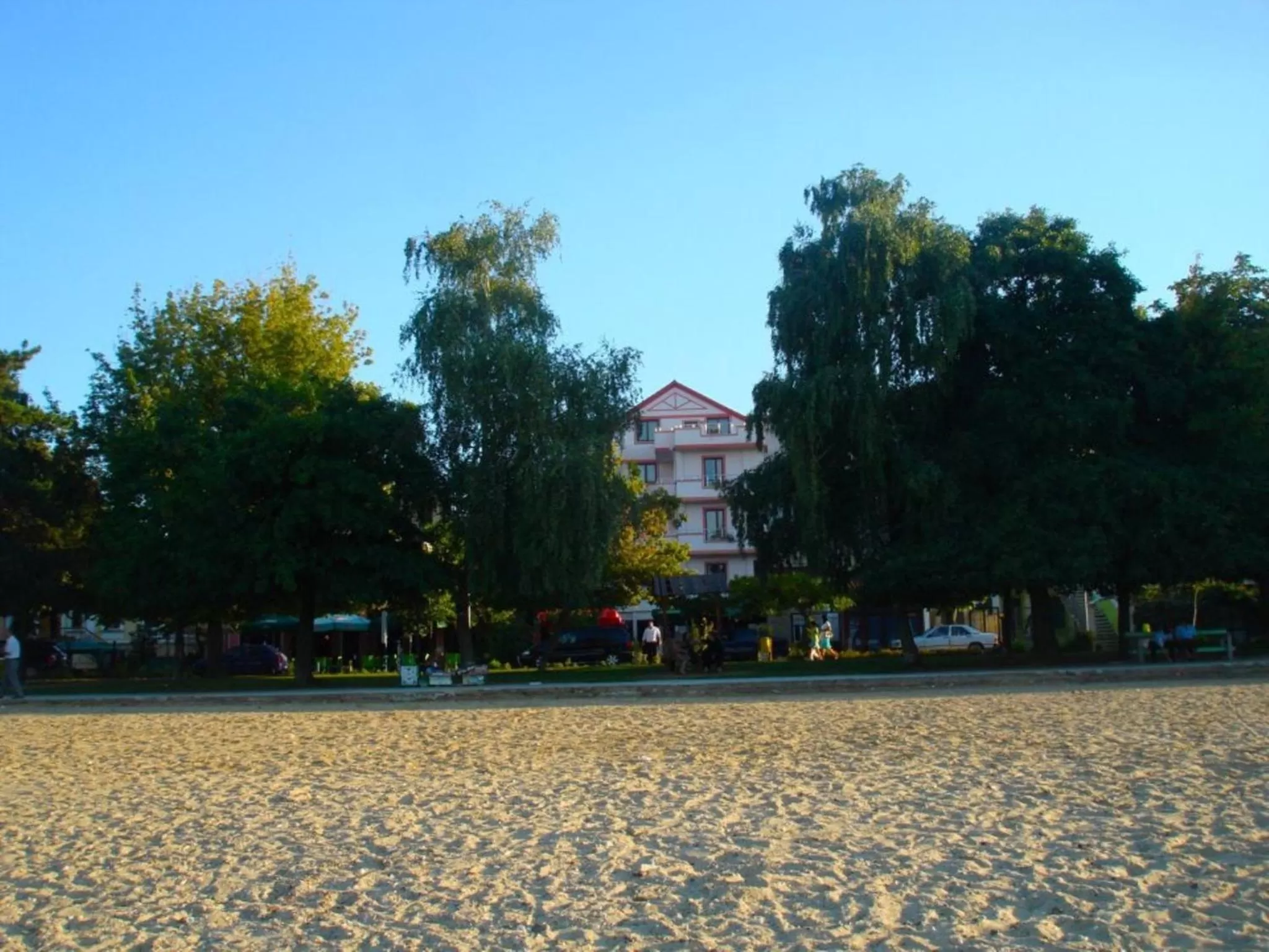 Facade/entrance, Beach in Guesthouse Bimbli