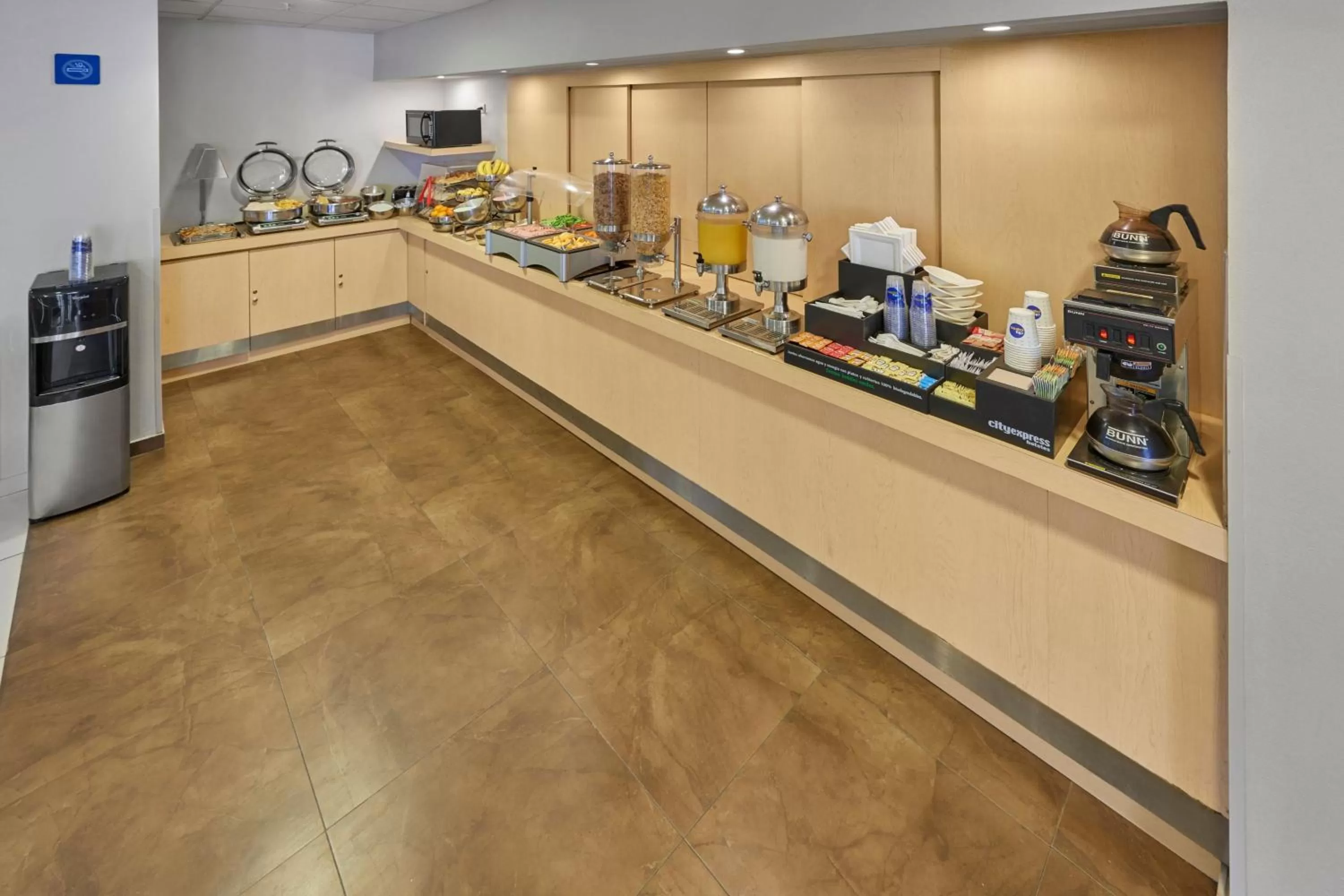 Breakfast in City Express by Marriott Xalapa