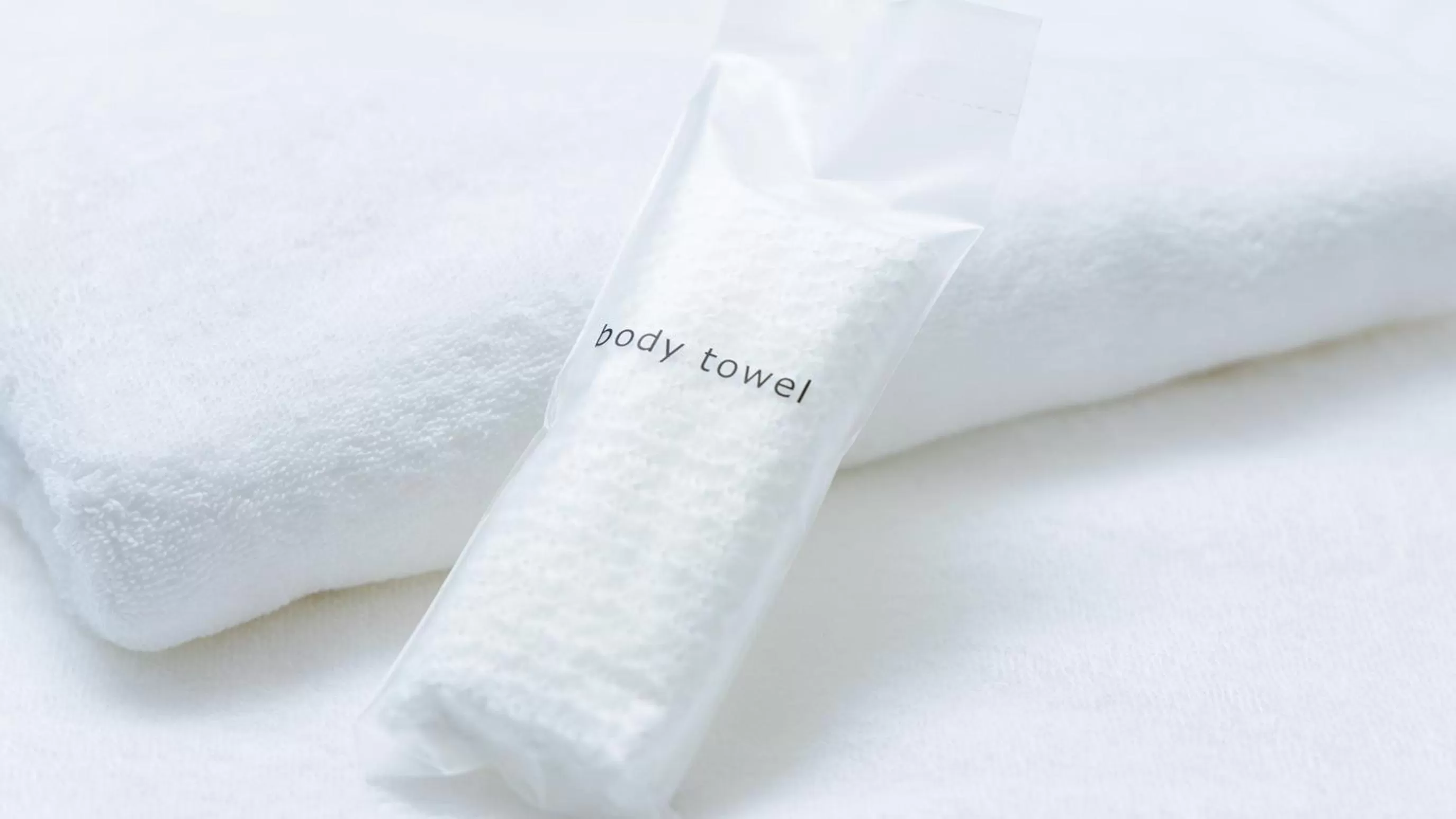 Bed in JR-East Hotel Mets Urawa