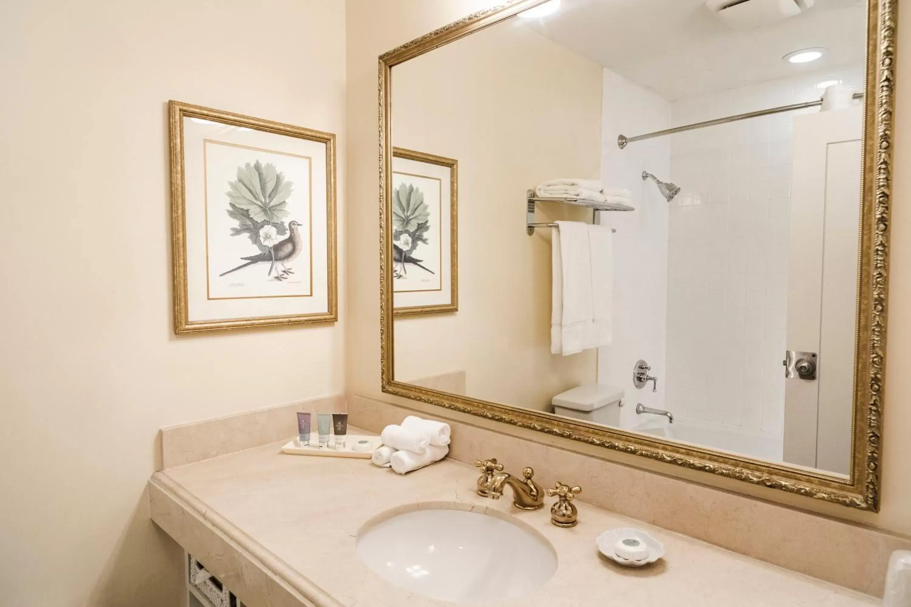 Queen Room with Balcony in Griffin Hotel, an official Colonial Williamsburg Hotel Queen Room with Balcony in Griffin Hotel, an official Colonial Williamsburg Hotel