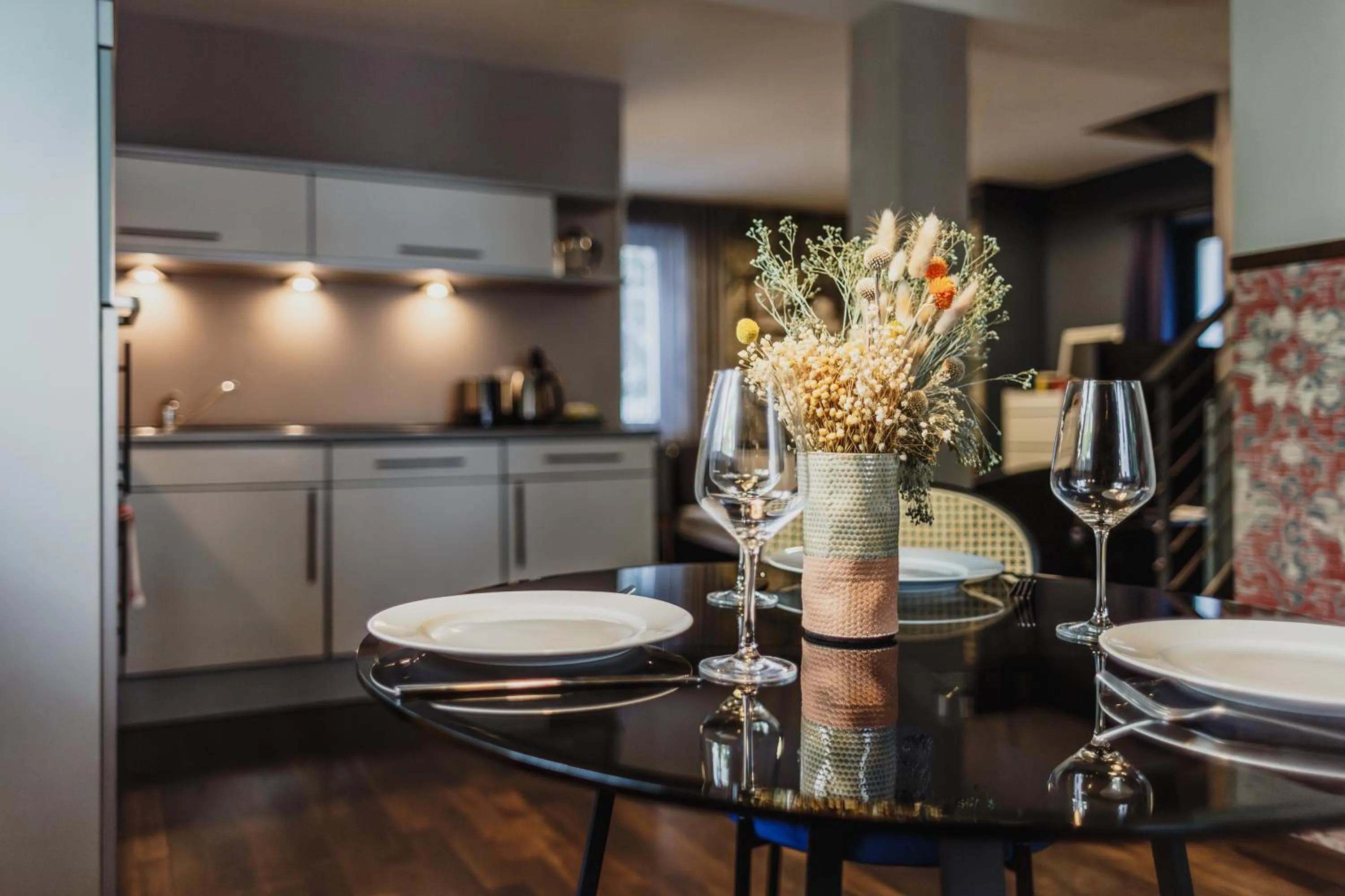 Kitchen or kitchenette in The Circus Hotel