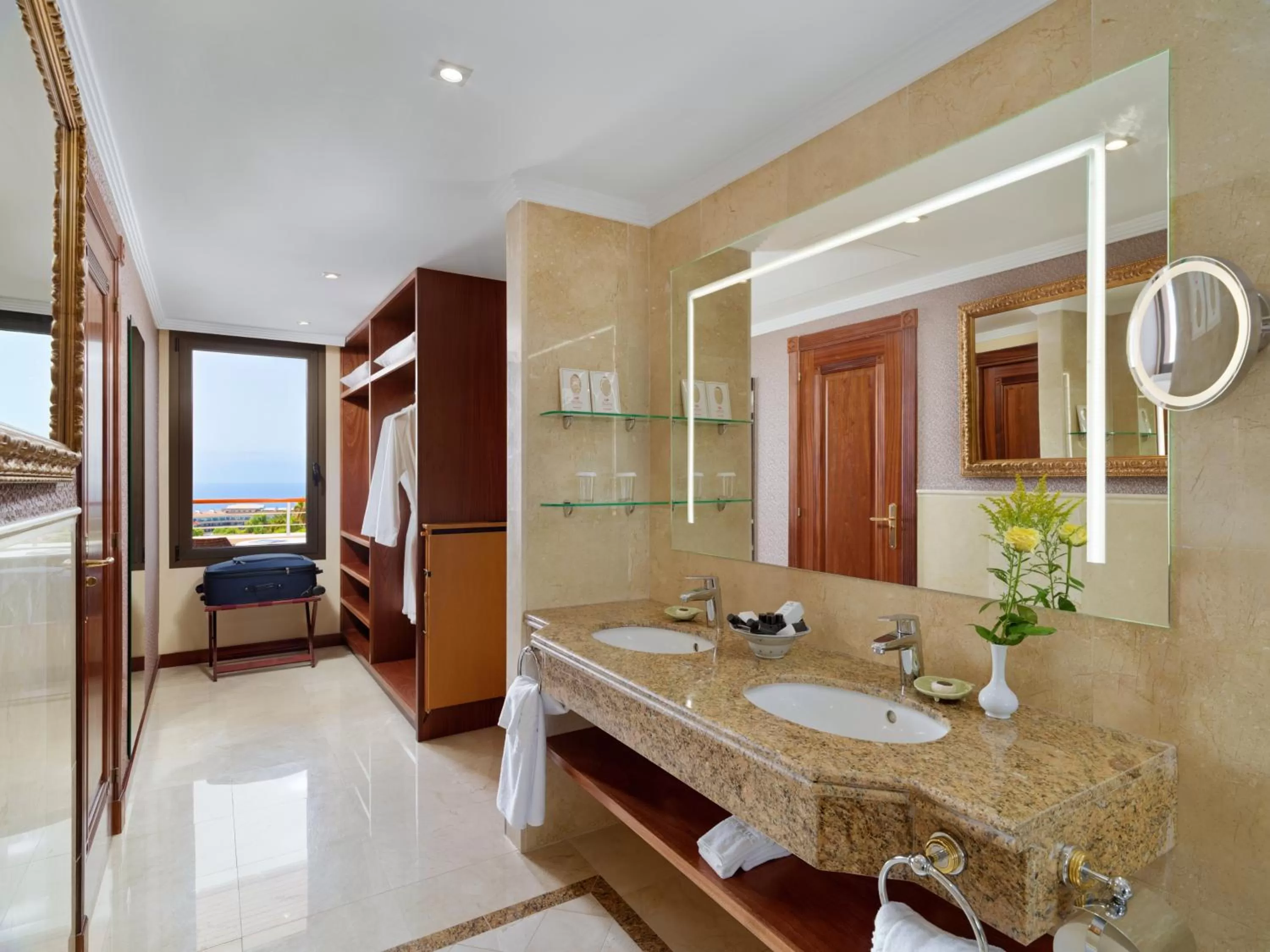 Bathroom in Hotel Botanico y Oriental Spa Garden