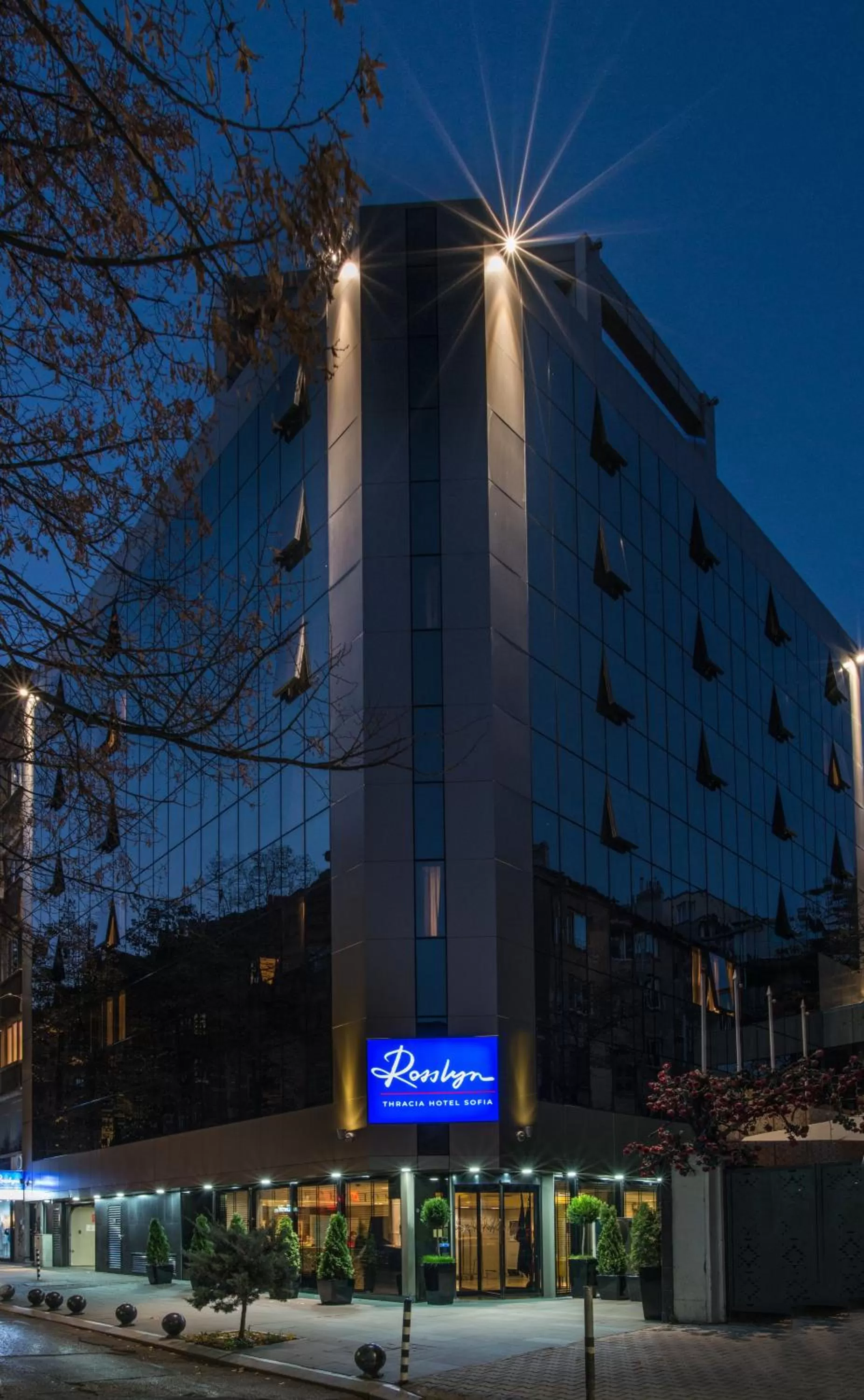 Facade/entrance in Rosslyn Thracia Hotel Sofia