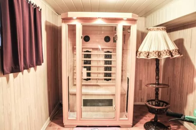 Sauna in Villa Thalassa domaineleshesperides