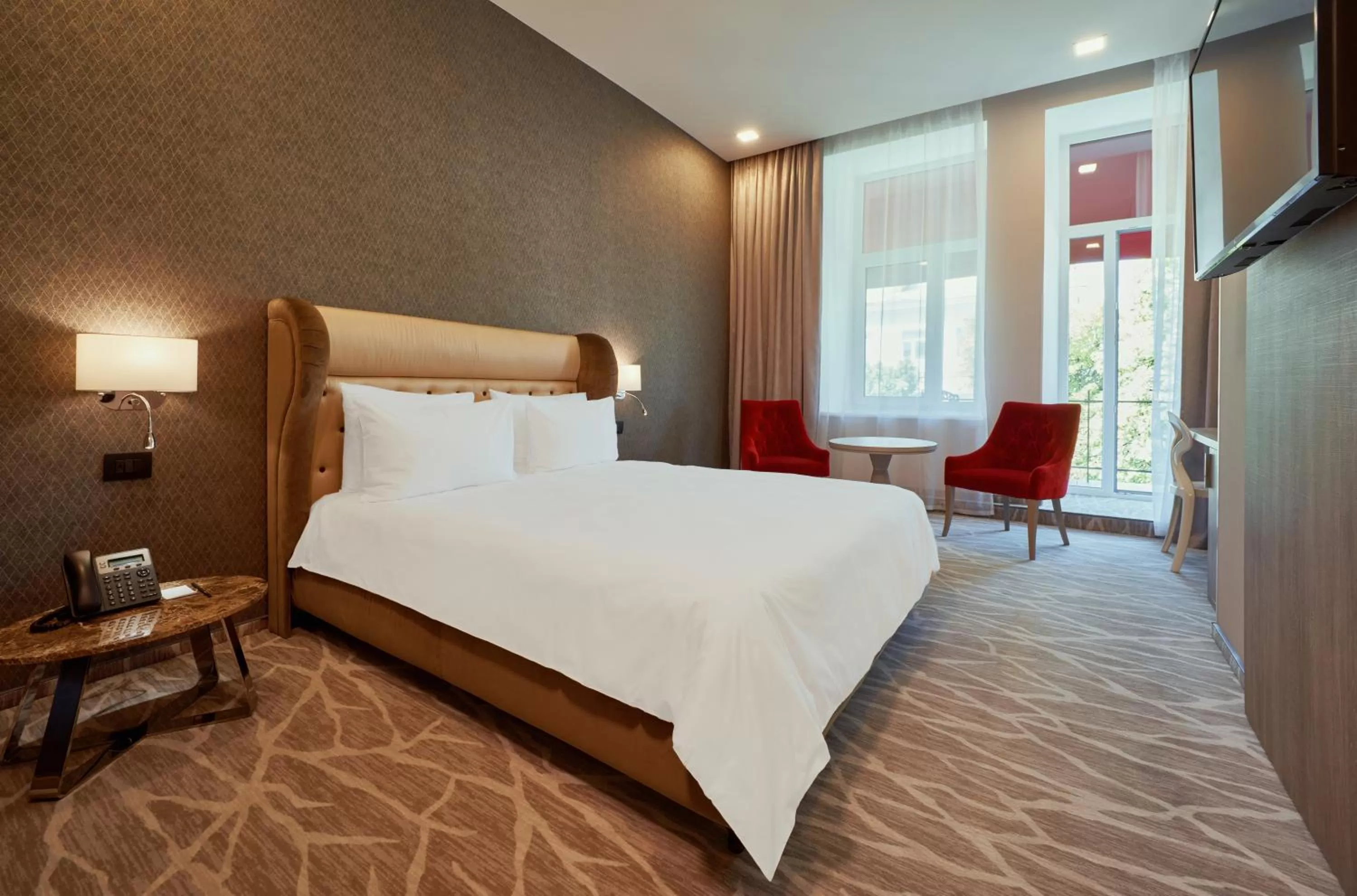 Photo of the whole room, Bed in Radisson Hotel City Centre Odesa