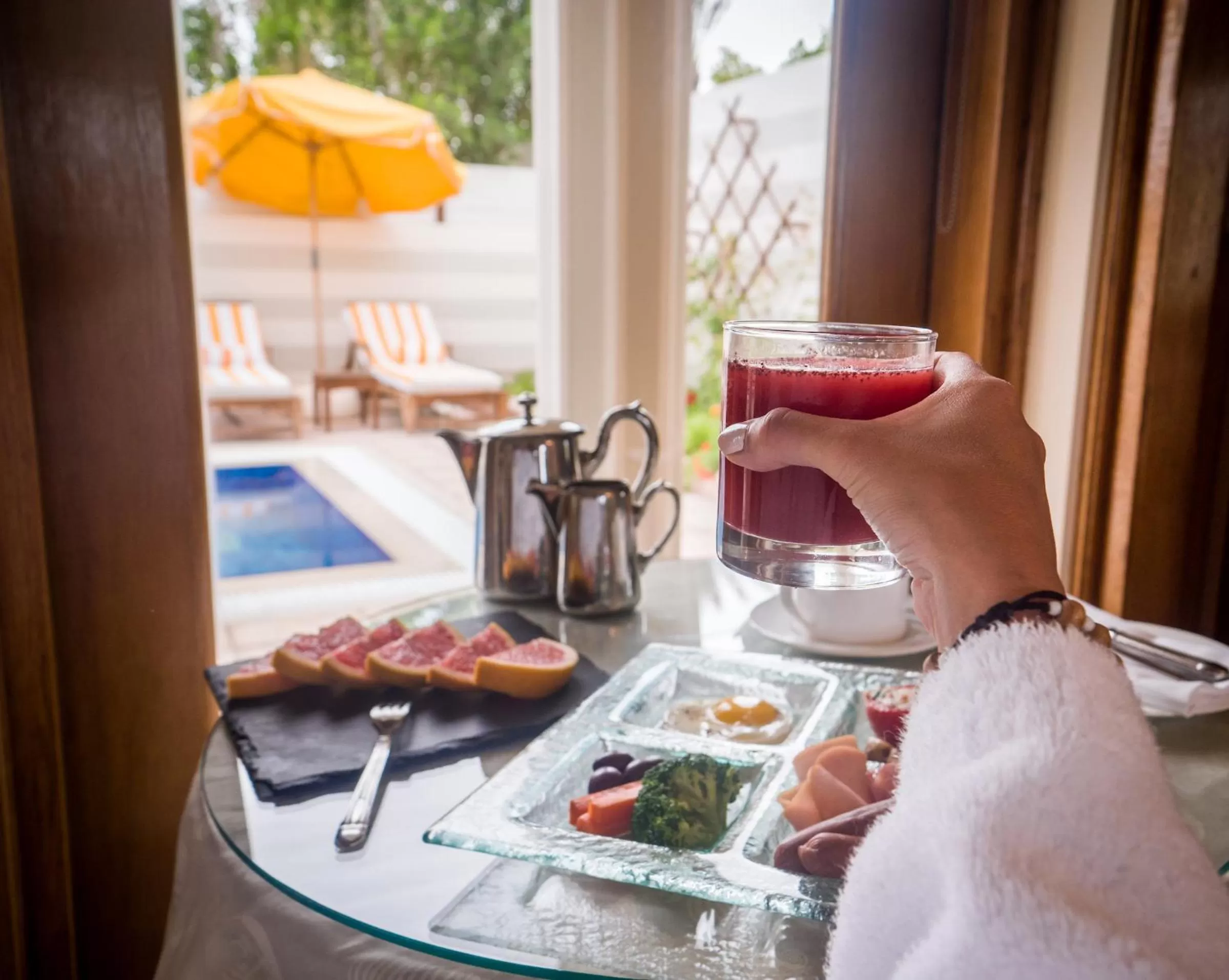 Breakfast in The Oberoi Beach Resort, Sahl Hasheesh