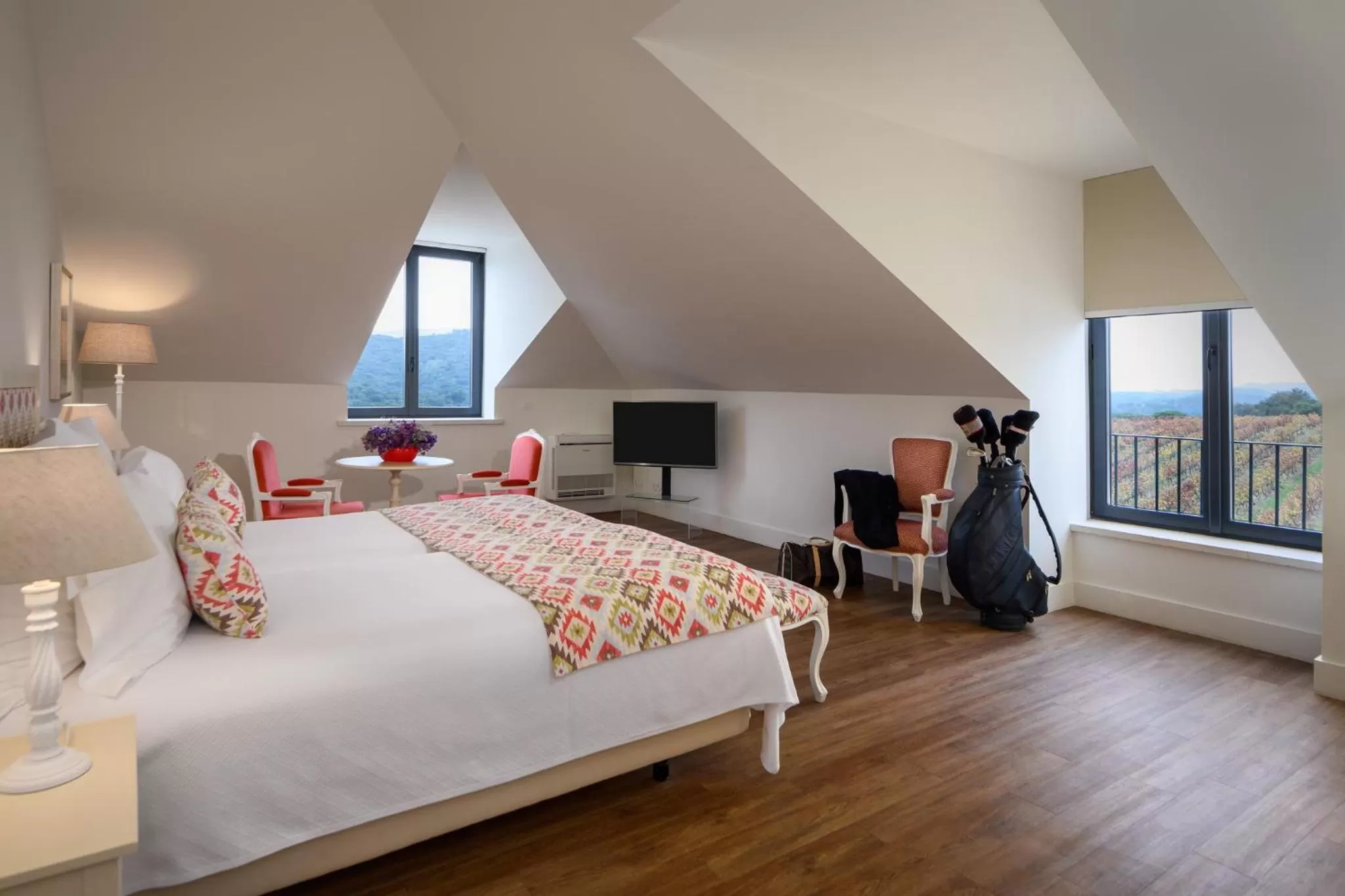 Junior Suite - Garden House in Hotel Casa Palmela - Small Luxury Hotels of The World, Hotel & Villas