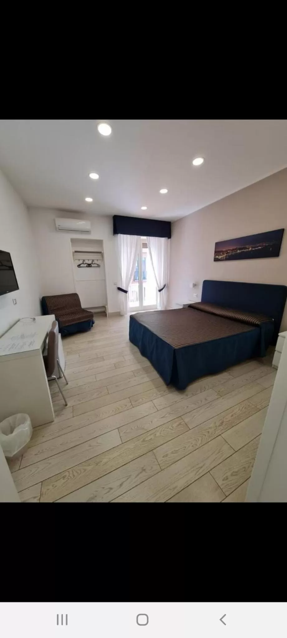 Bedroom in Municipio sea