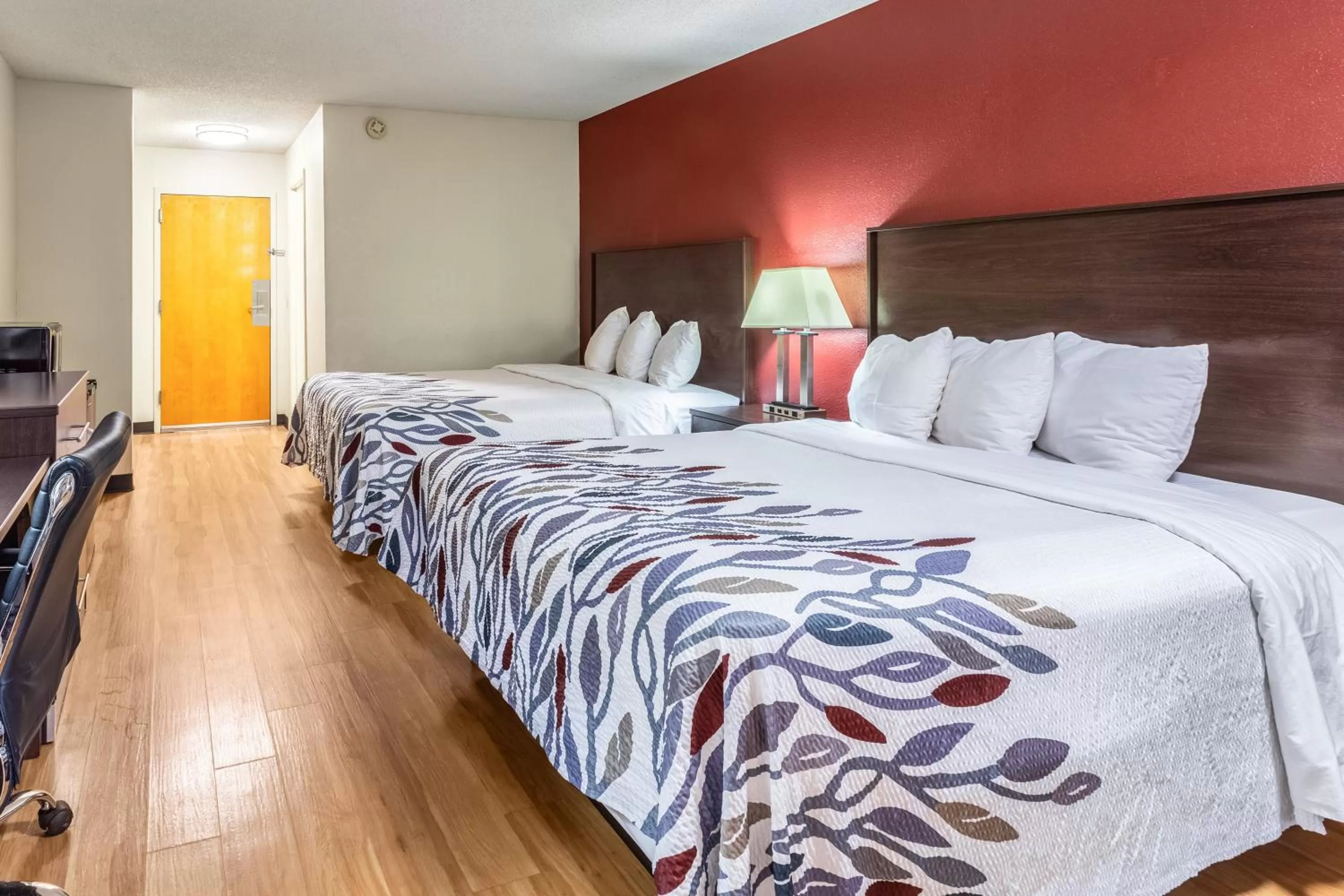 Bedroom, Bed in Red Roof Inn Hardeeville