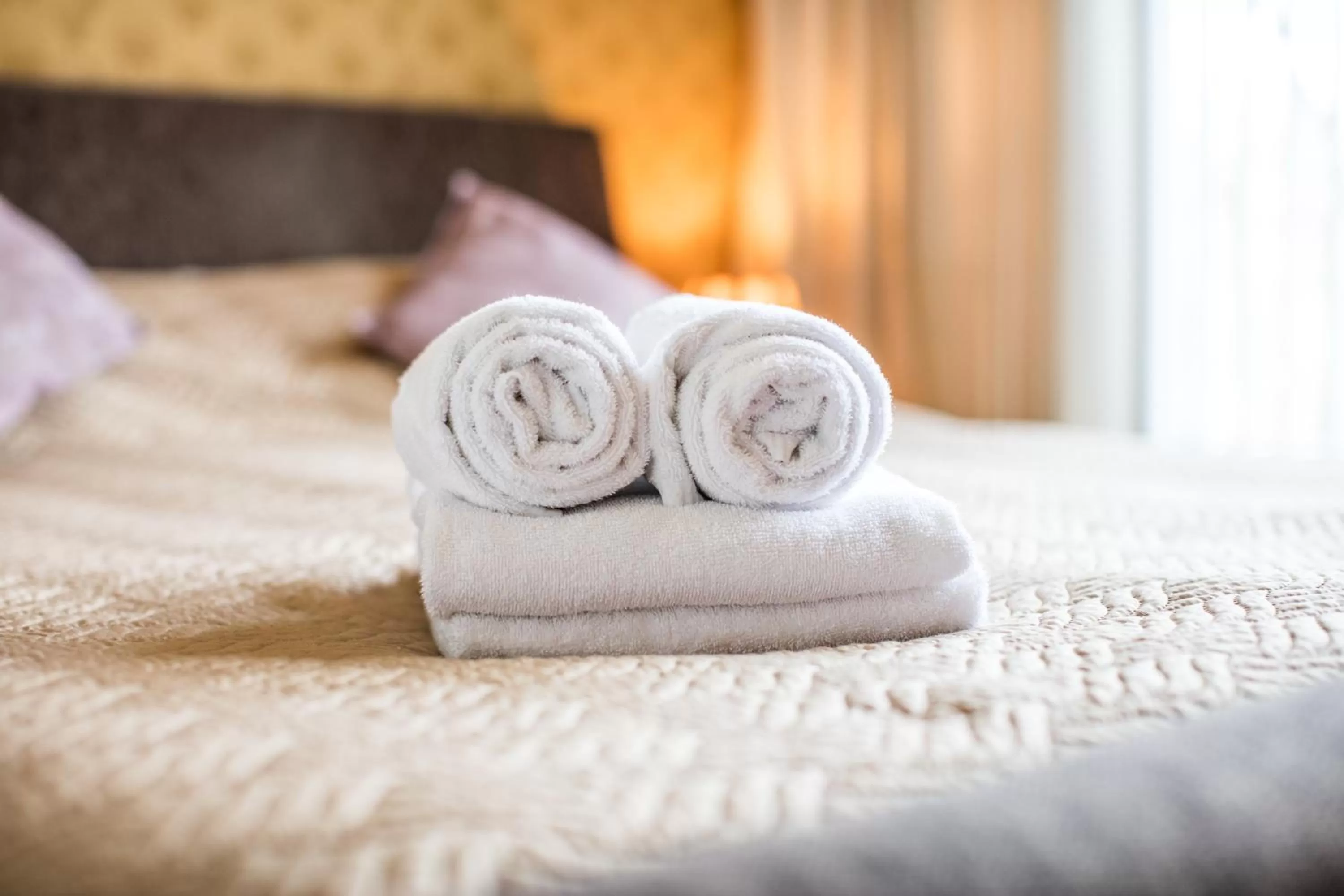 Bed in Hotel Le Provencal