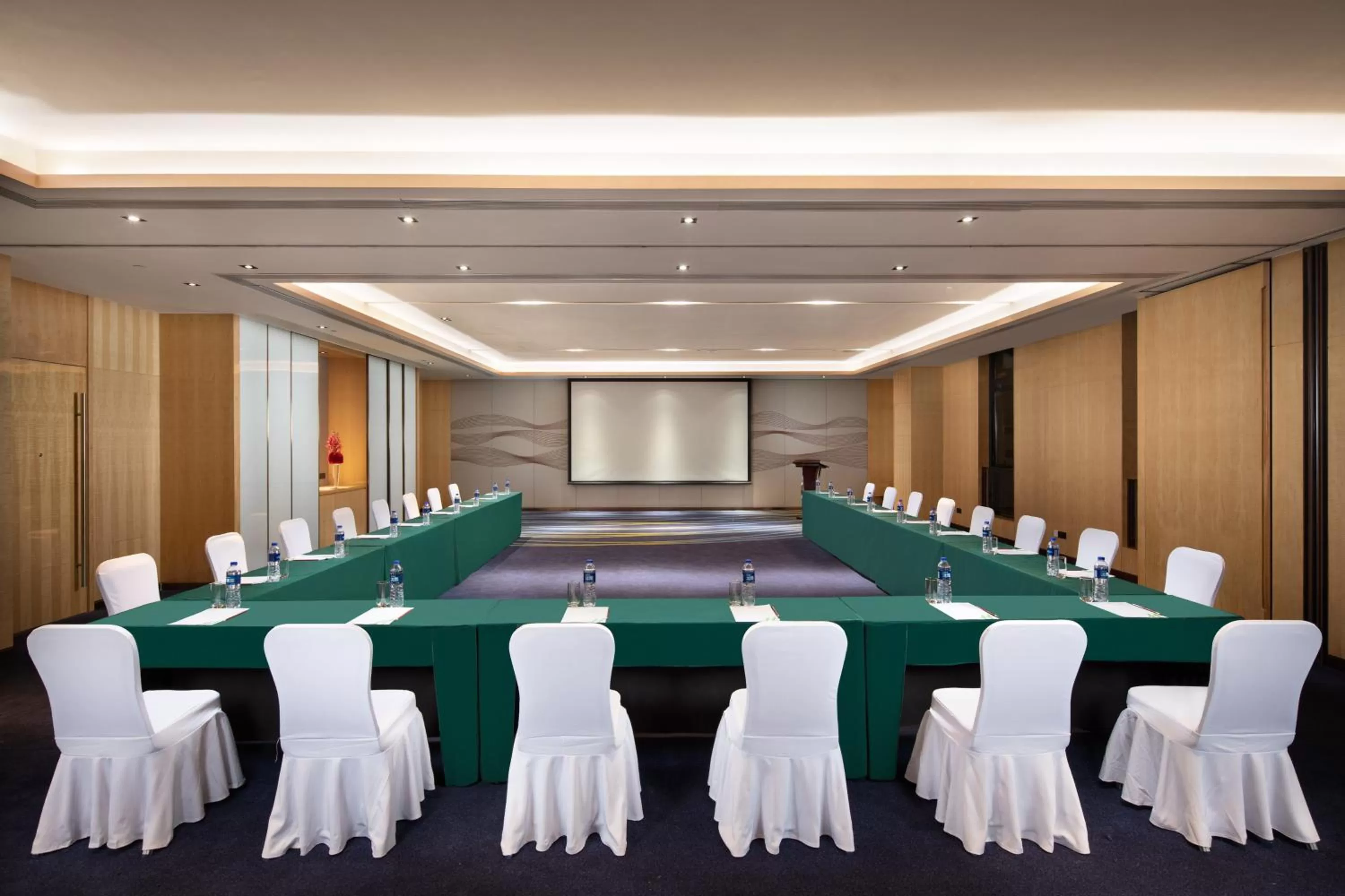 Meeting/conference room in Holiday Inn Shunde by IHG
