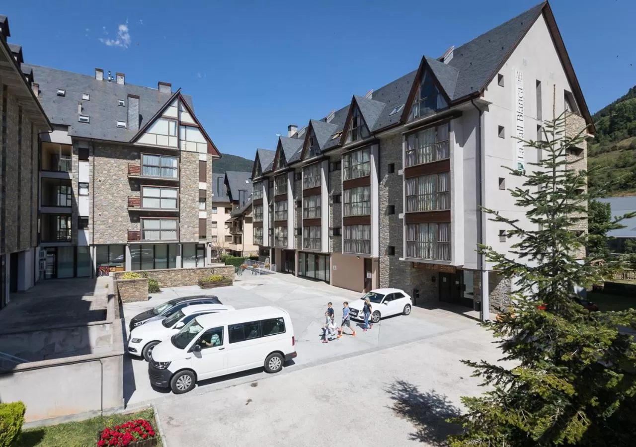 Facade/entrance in Aparthotel La Vall Blanca