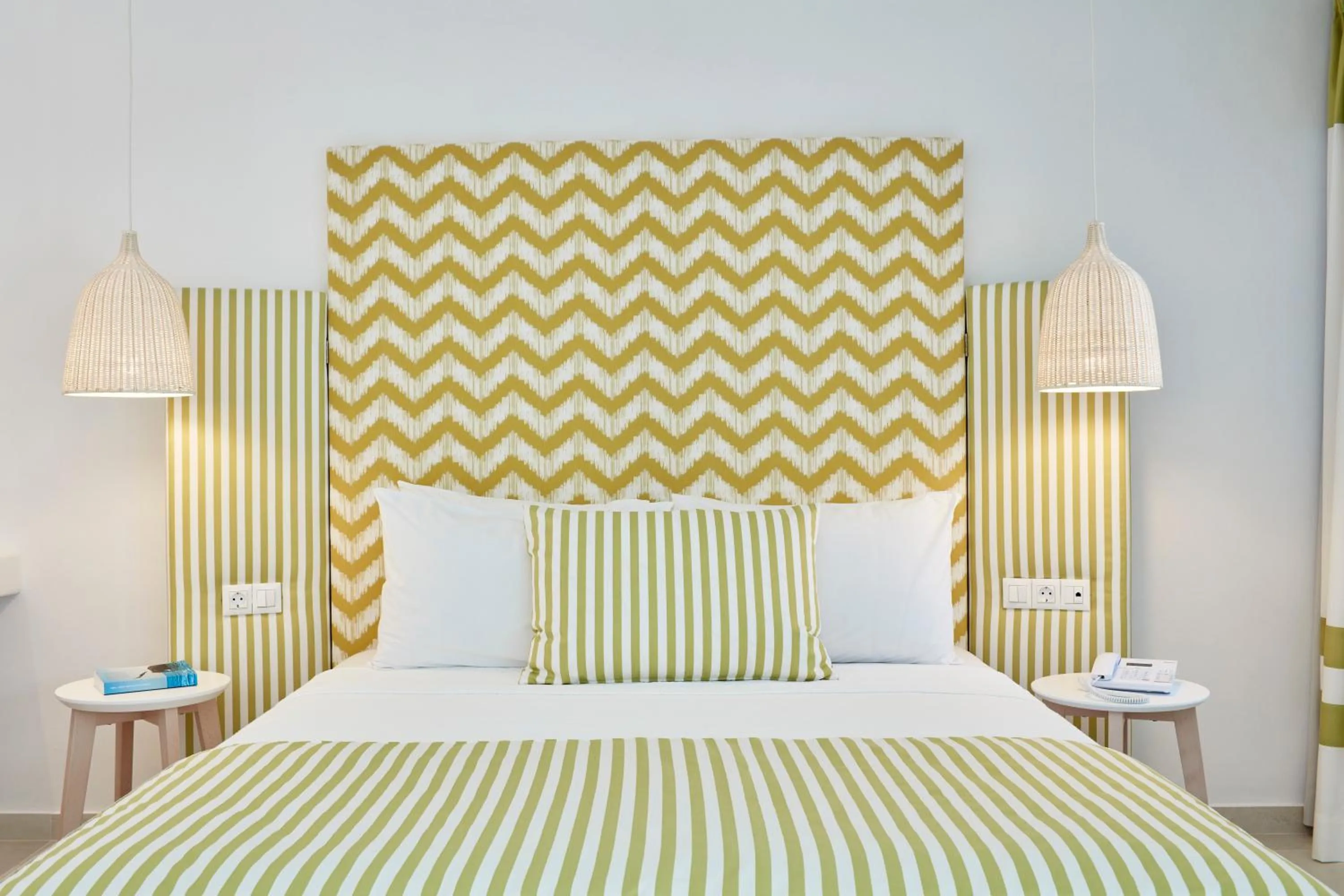 Bed in Archipelagos Hotel - Small Luxury Hotels of the World