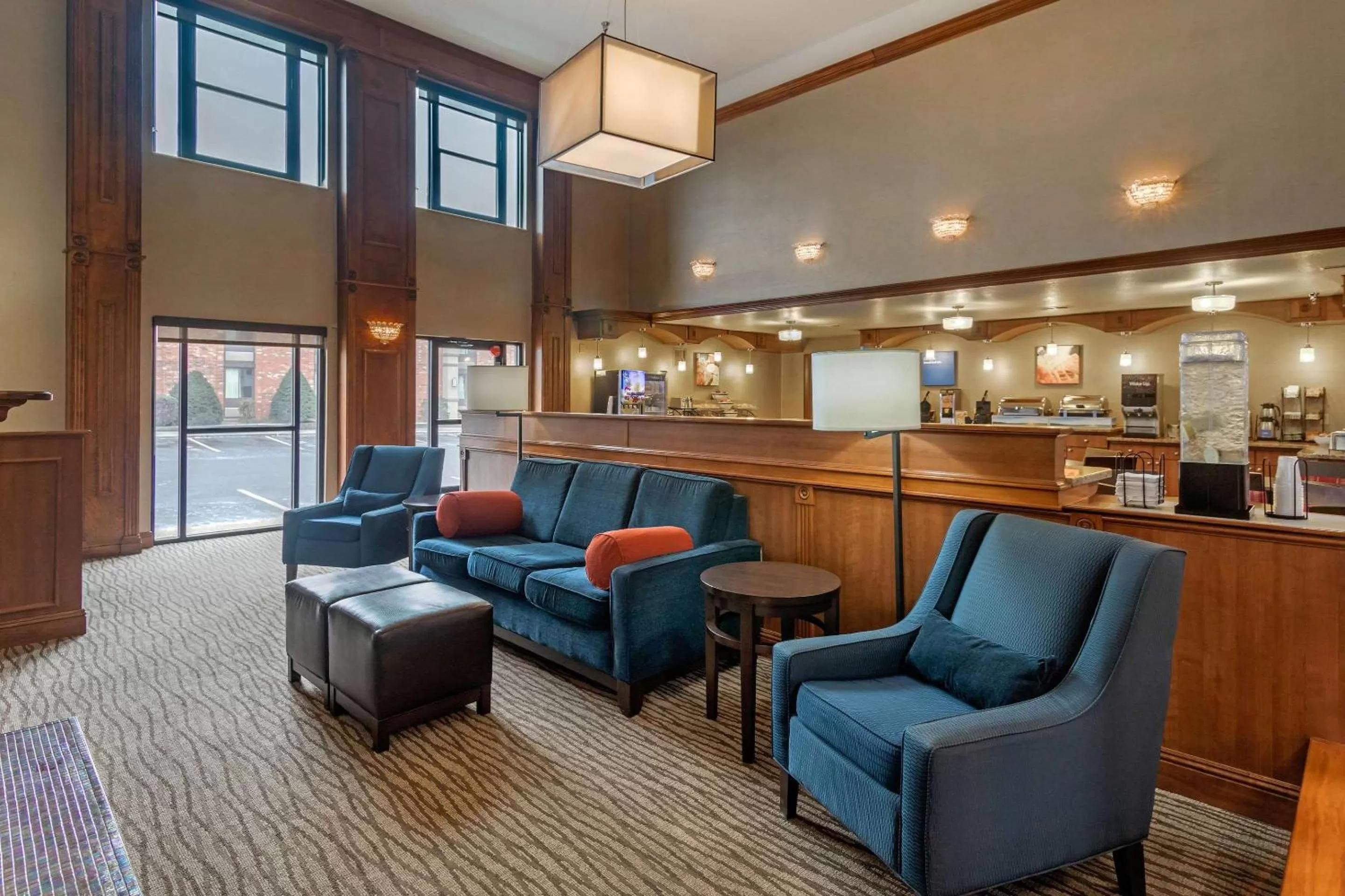 Lobby or reception in Comfort Inn & Suites Springfield I-44