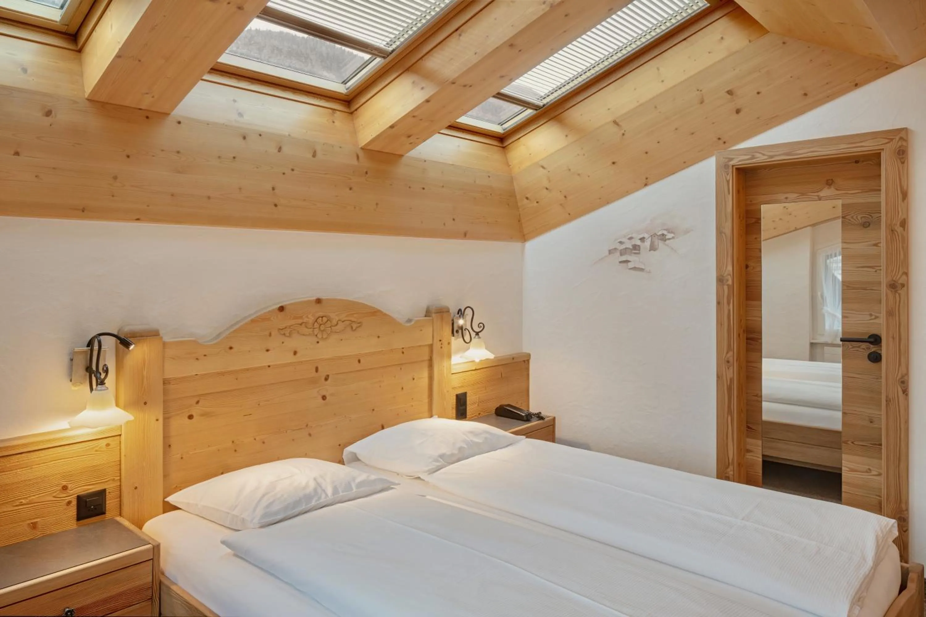 Photo of the whole room, Bed in Hotel Antika